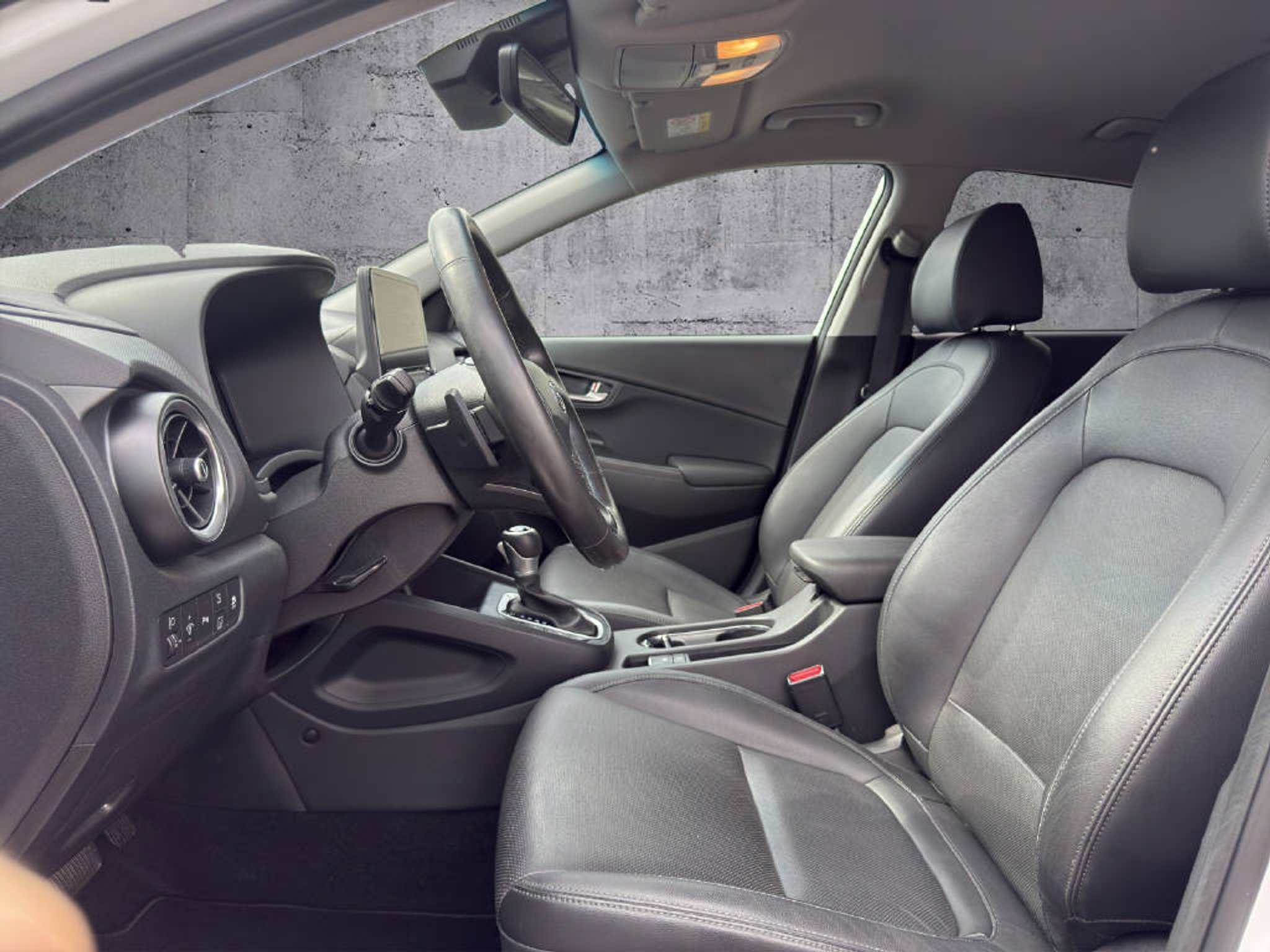 listing desktop thumbnail image 6