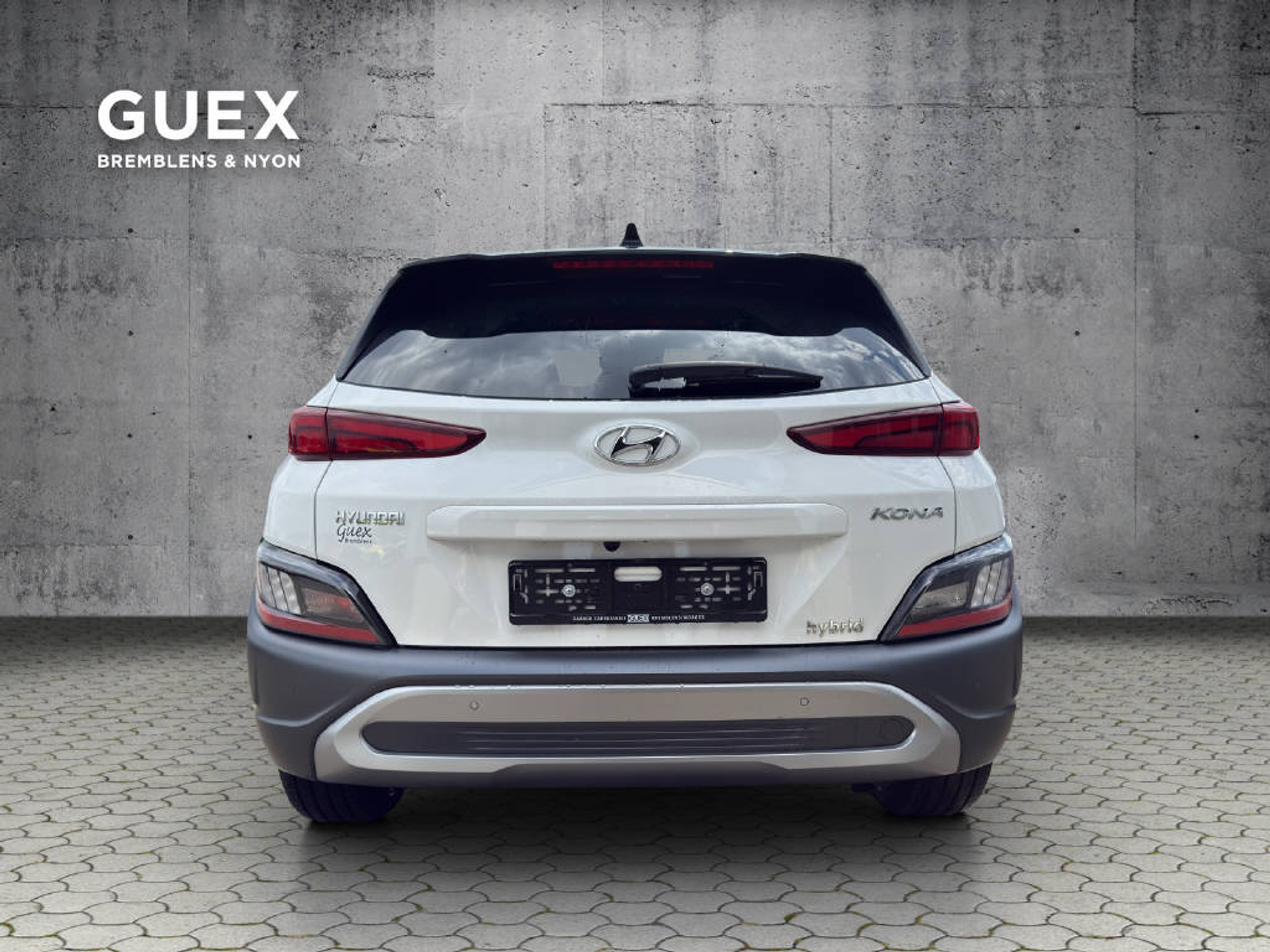 listing desktop thumbnail image 3