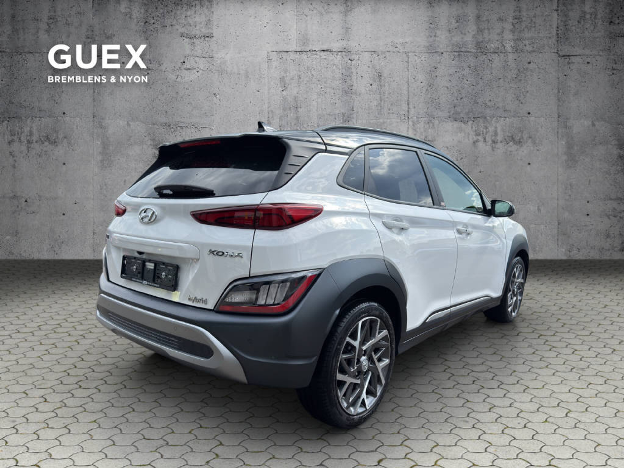 listing desktop thumbnail image 4