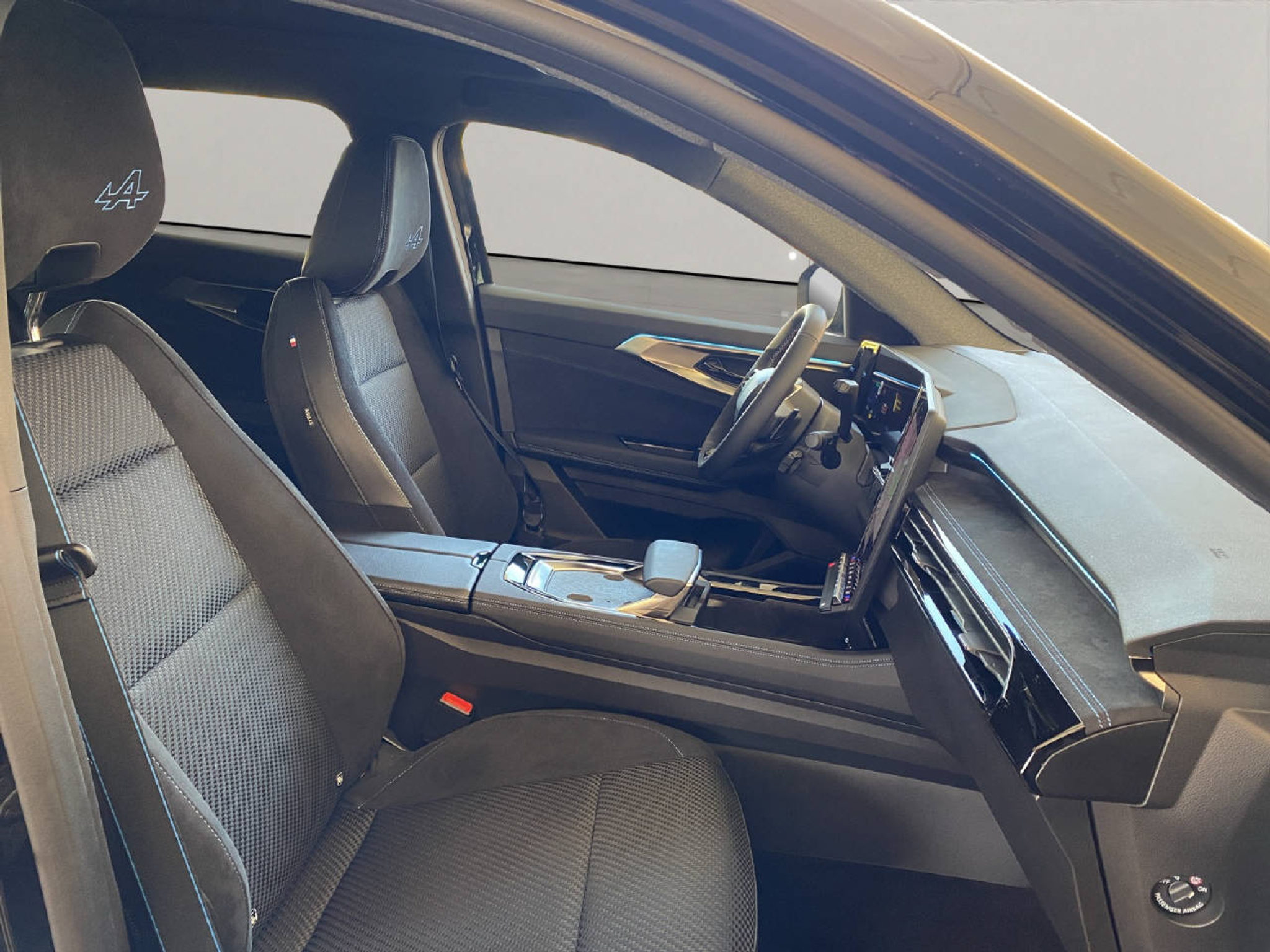 listing desktop thumbnail image 8