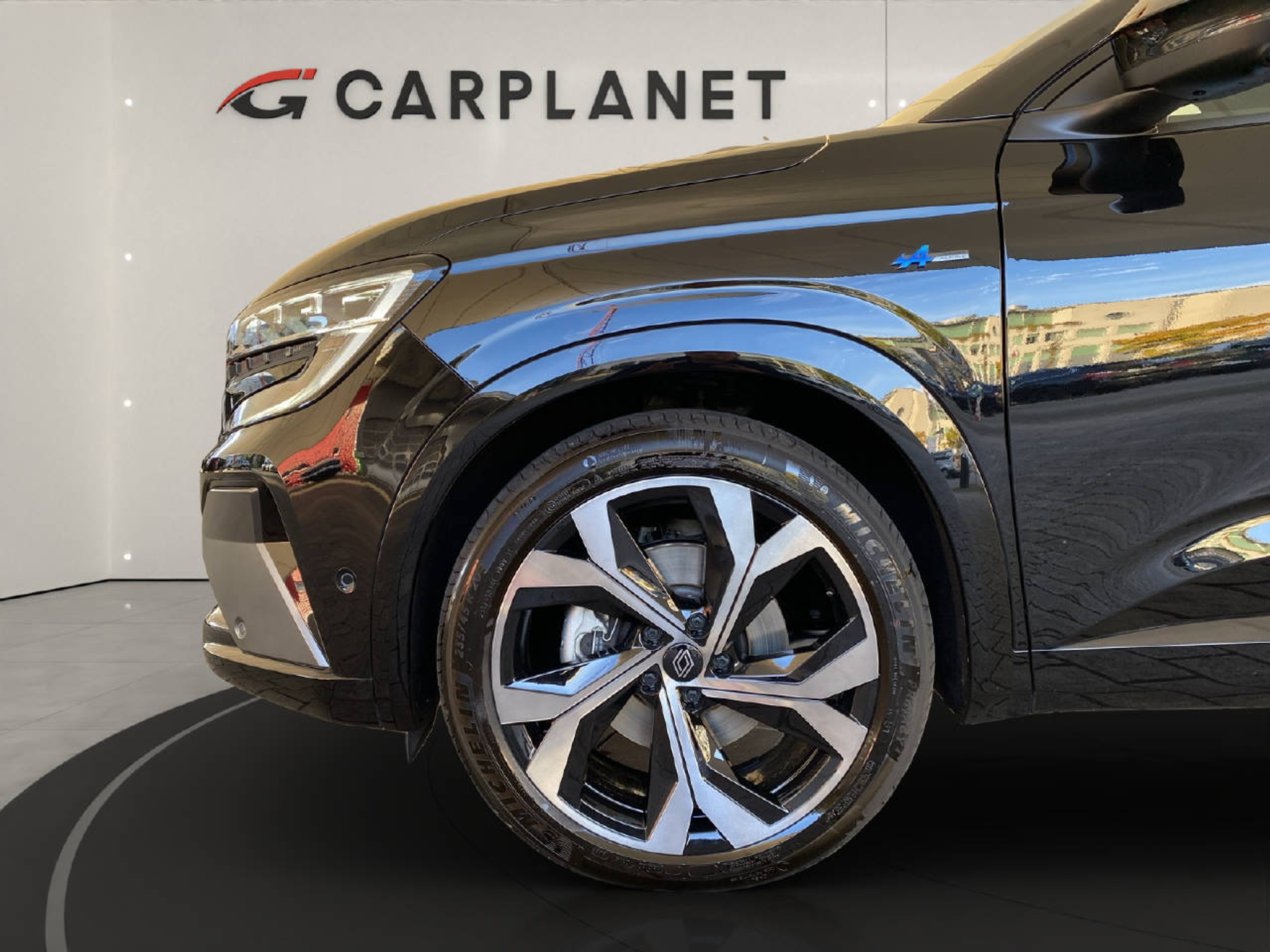 listing desktop thumbnail image 7