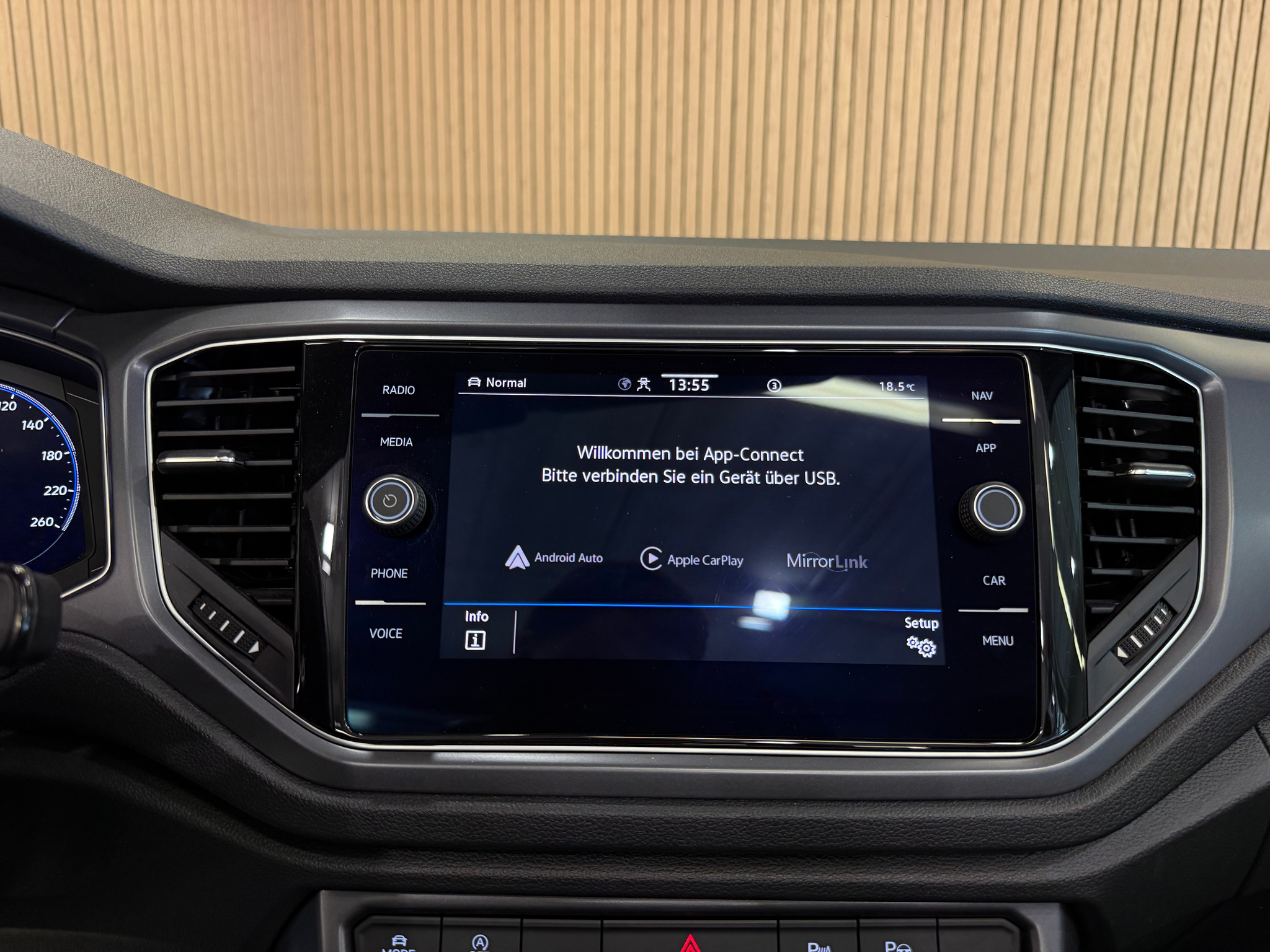 listing desktop thumbnail image 13