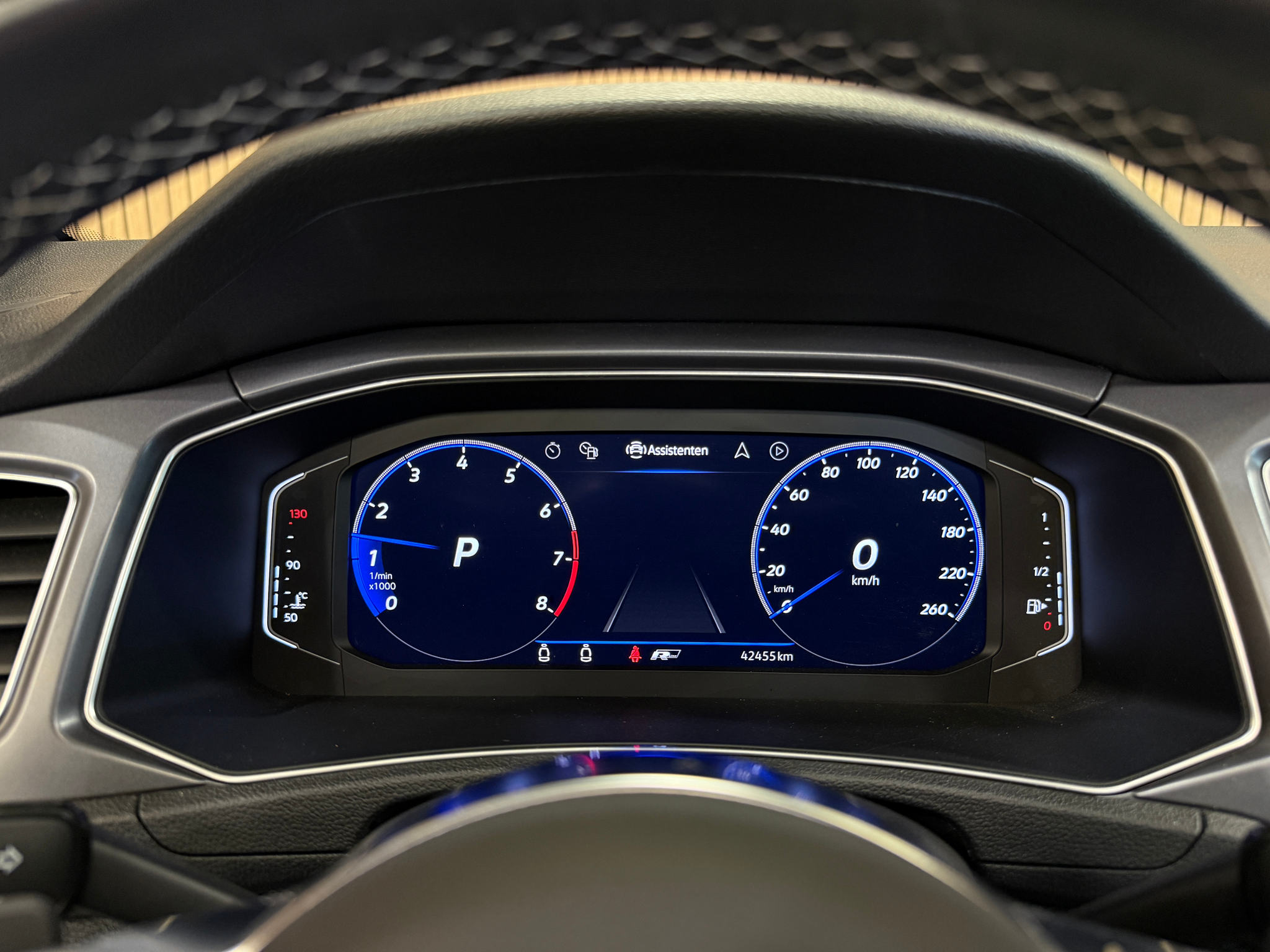 listing desktop thumbnail image 7