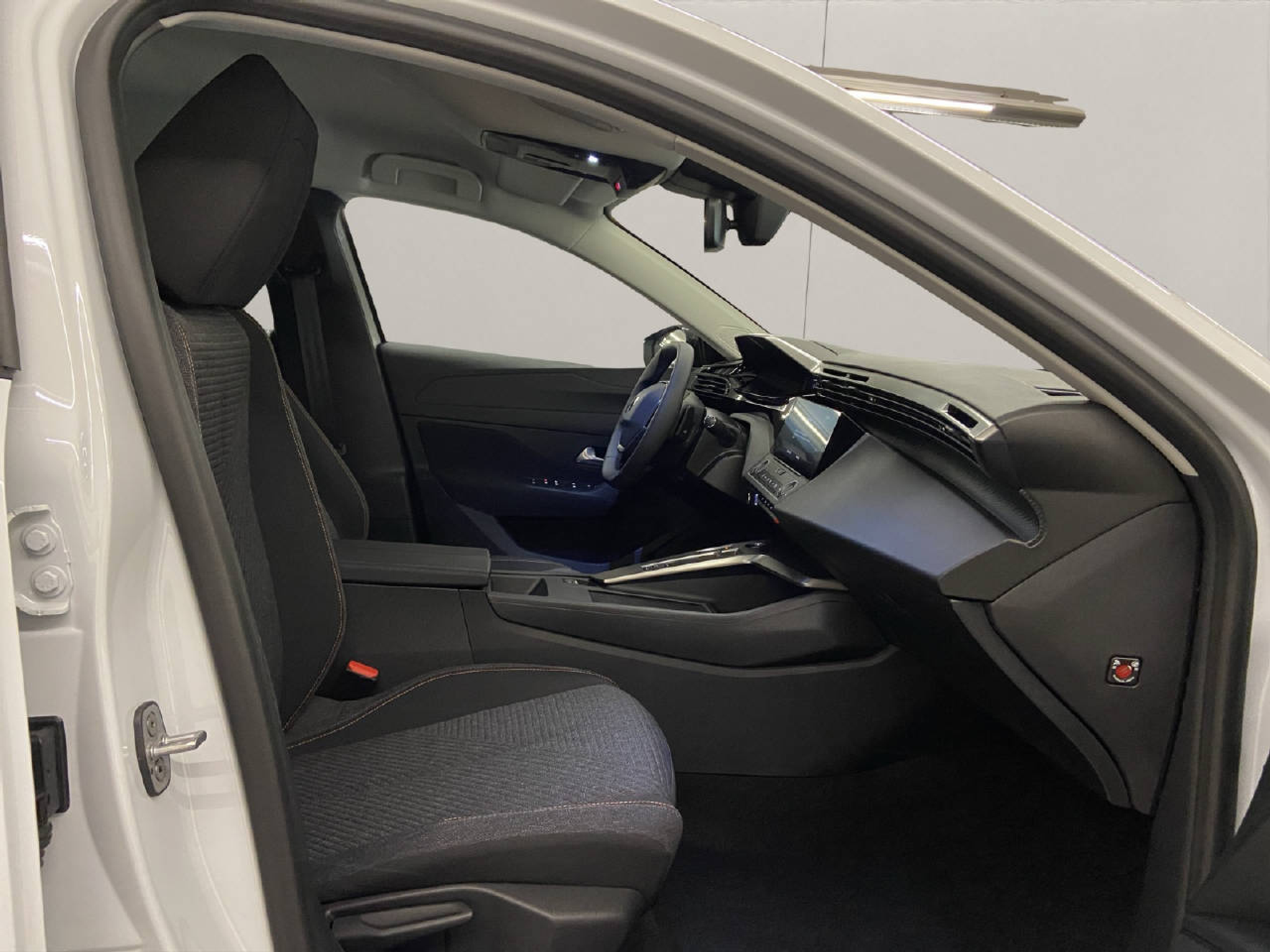 listing desktop thumbnail image 11