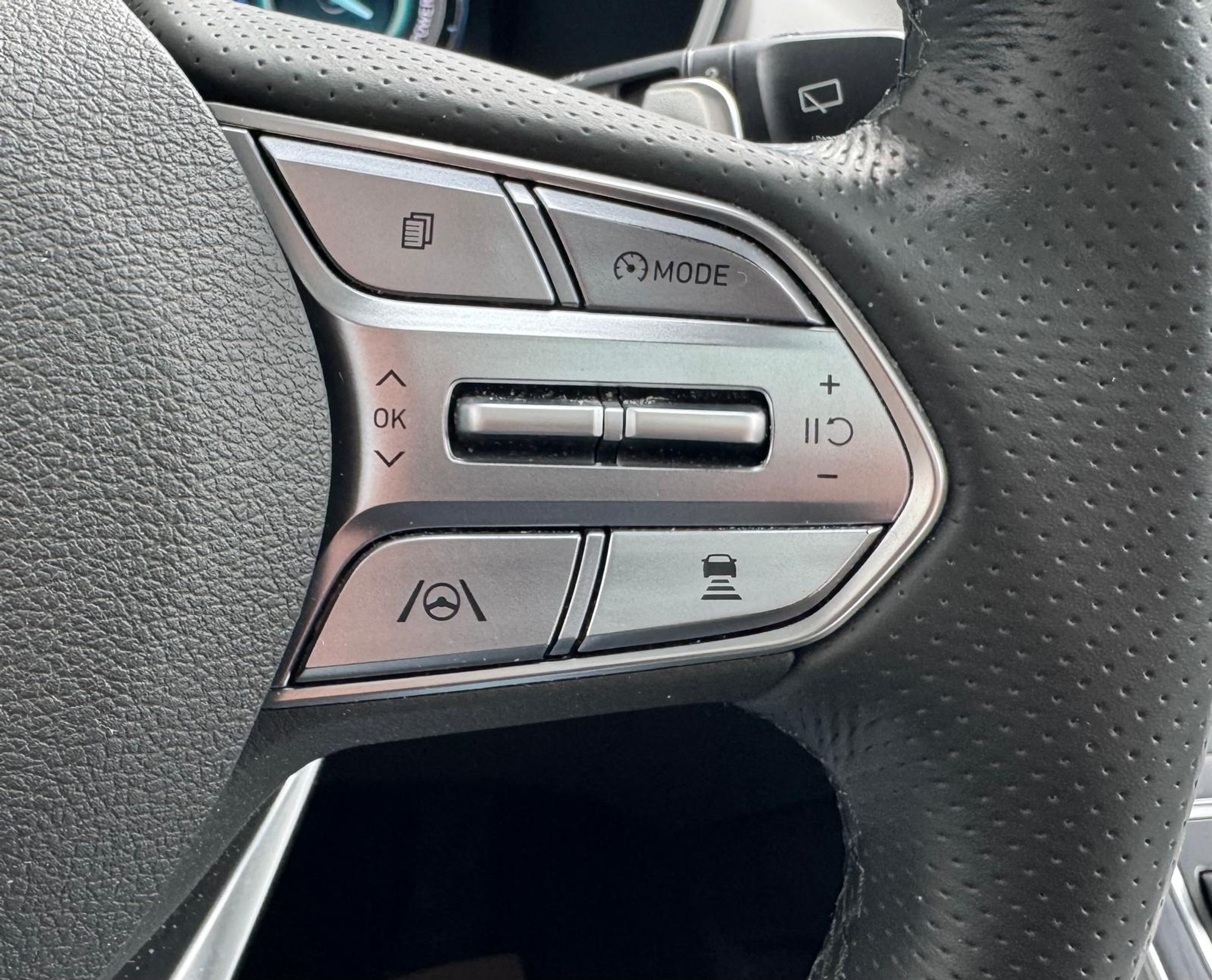 listing desktop thumbnail image 17