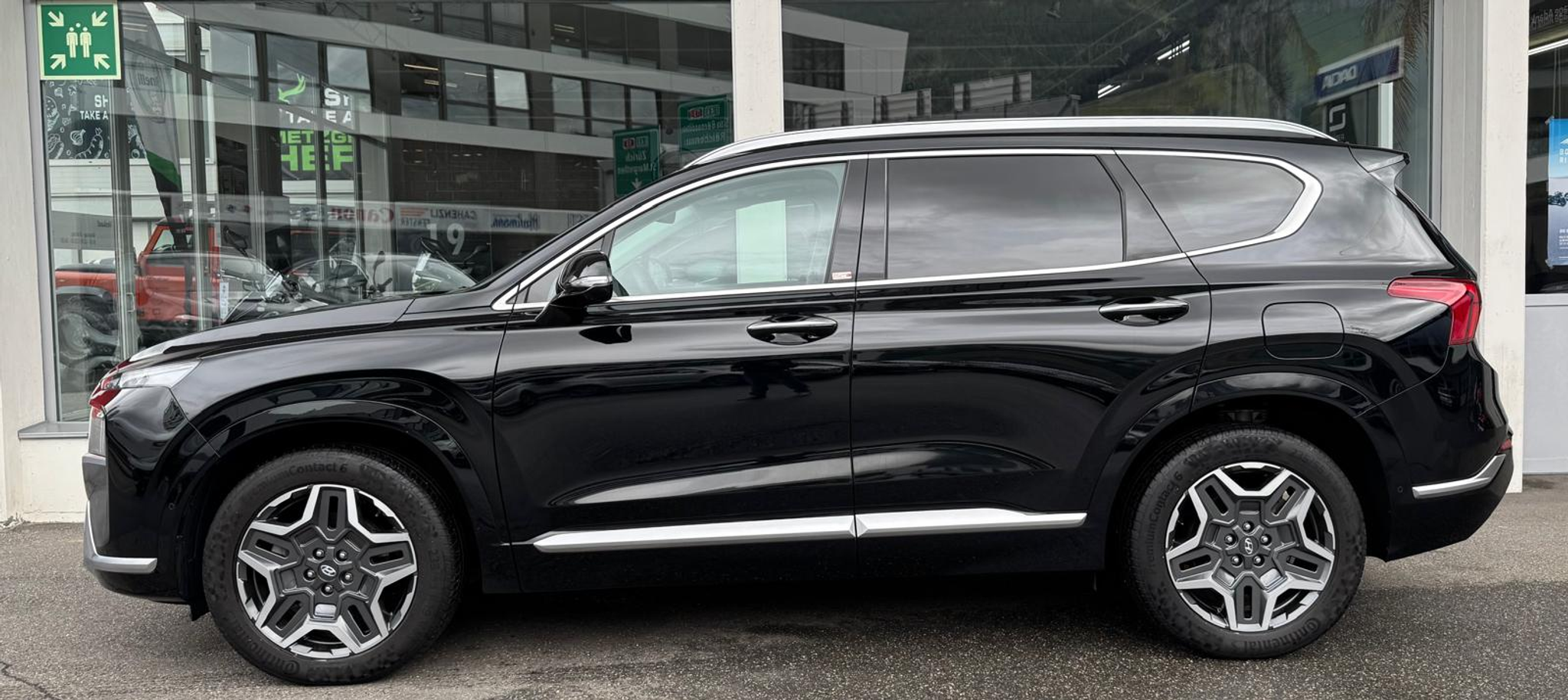 listing desktop thumbnail image 2