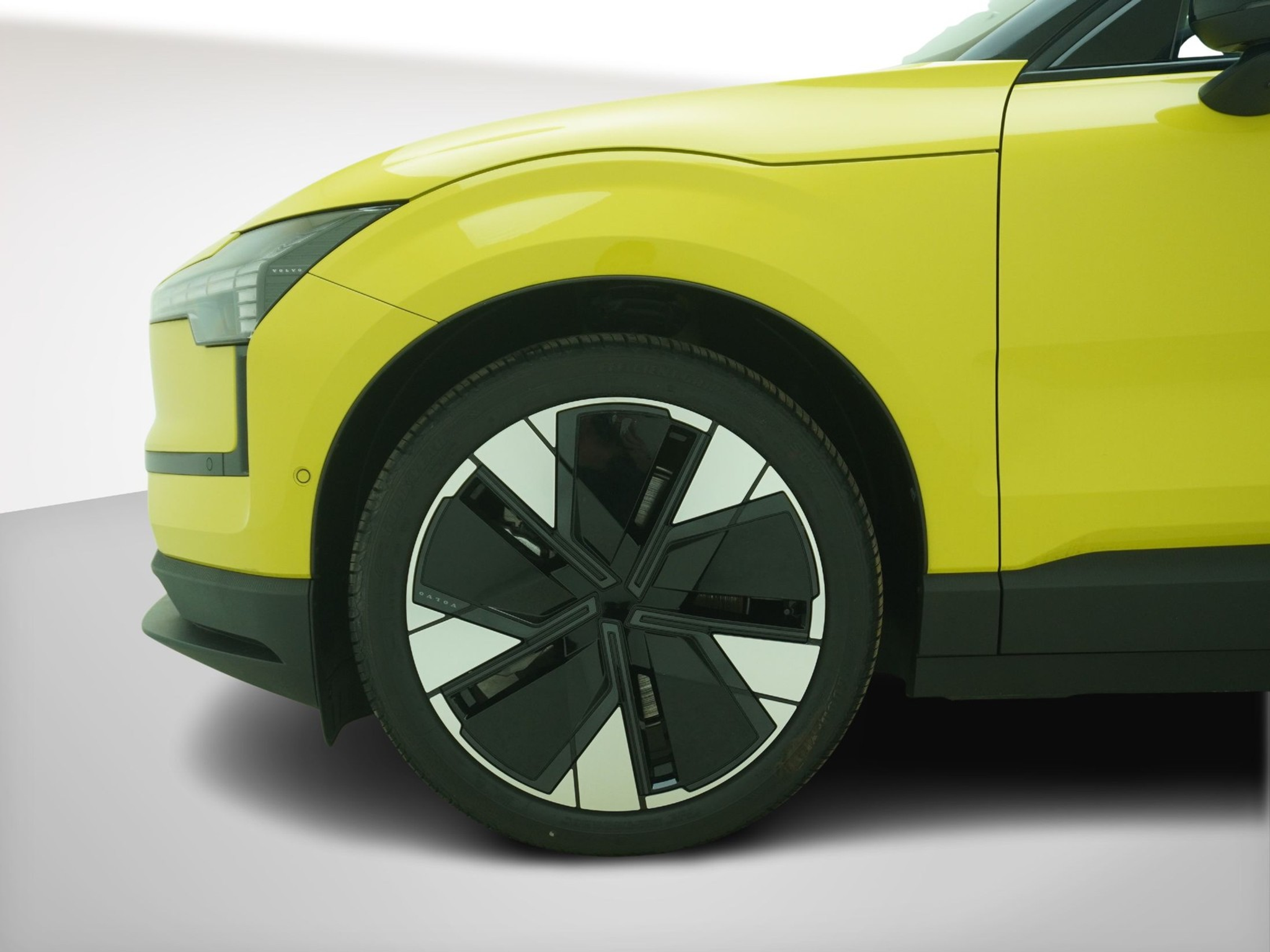 listing desktop thumbnail image 9