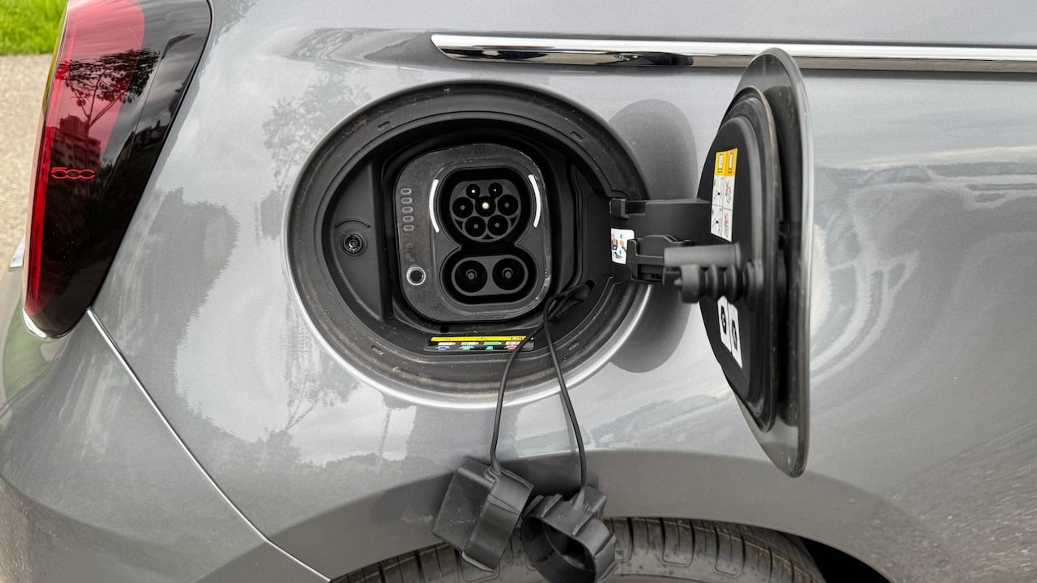 listing desktop thumbnail image 12