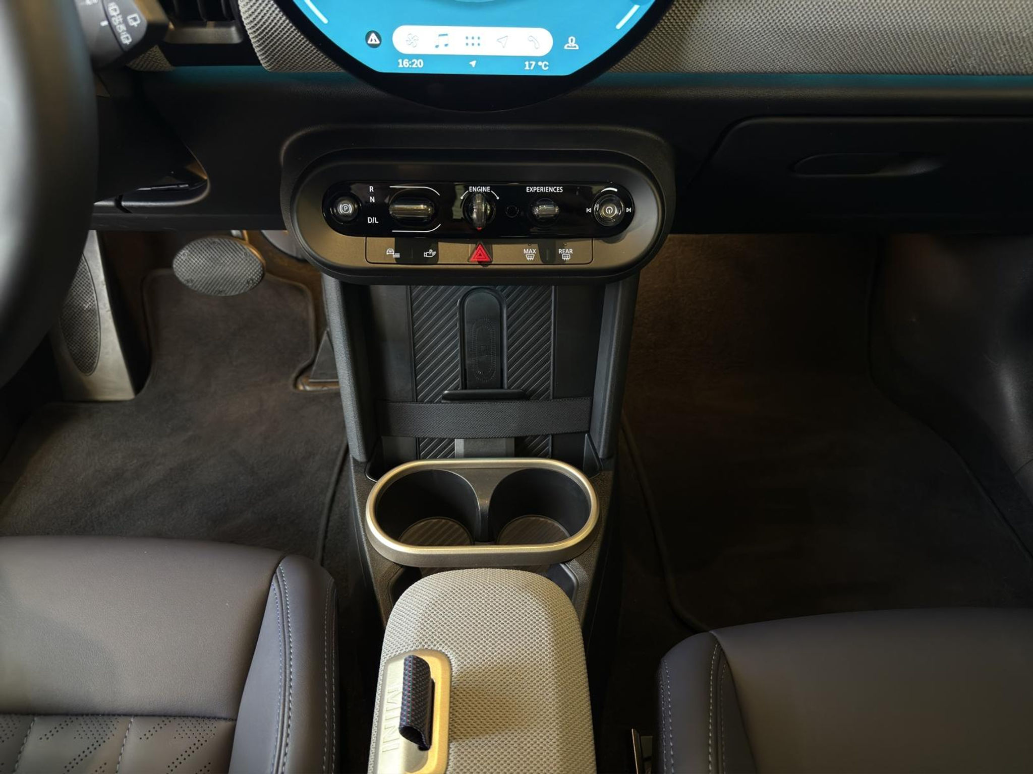 listing desktop thumbnail image 13