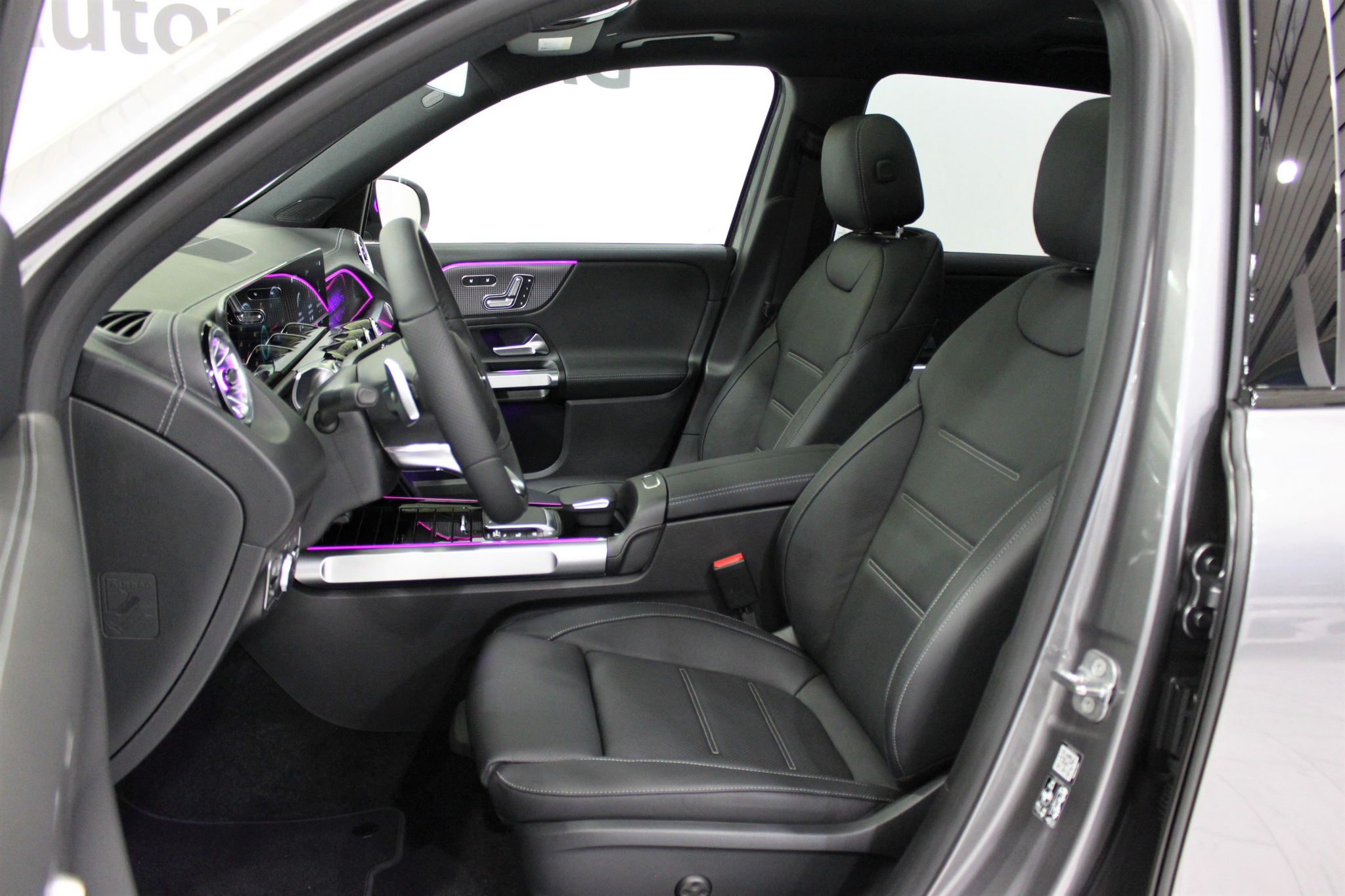 listing desktop thumbnail image 7