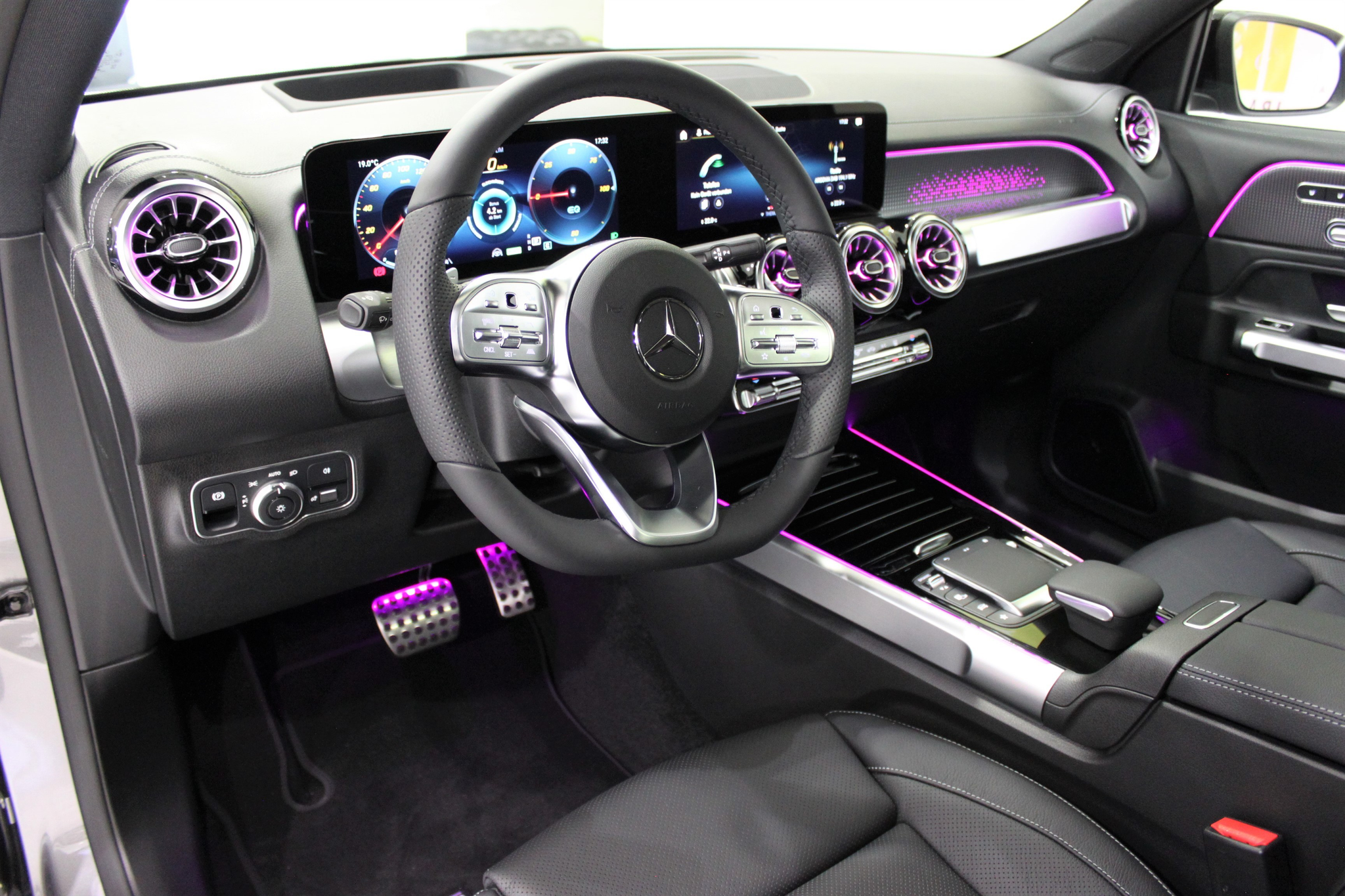 listing desktop thumbnail image 6