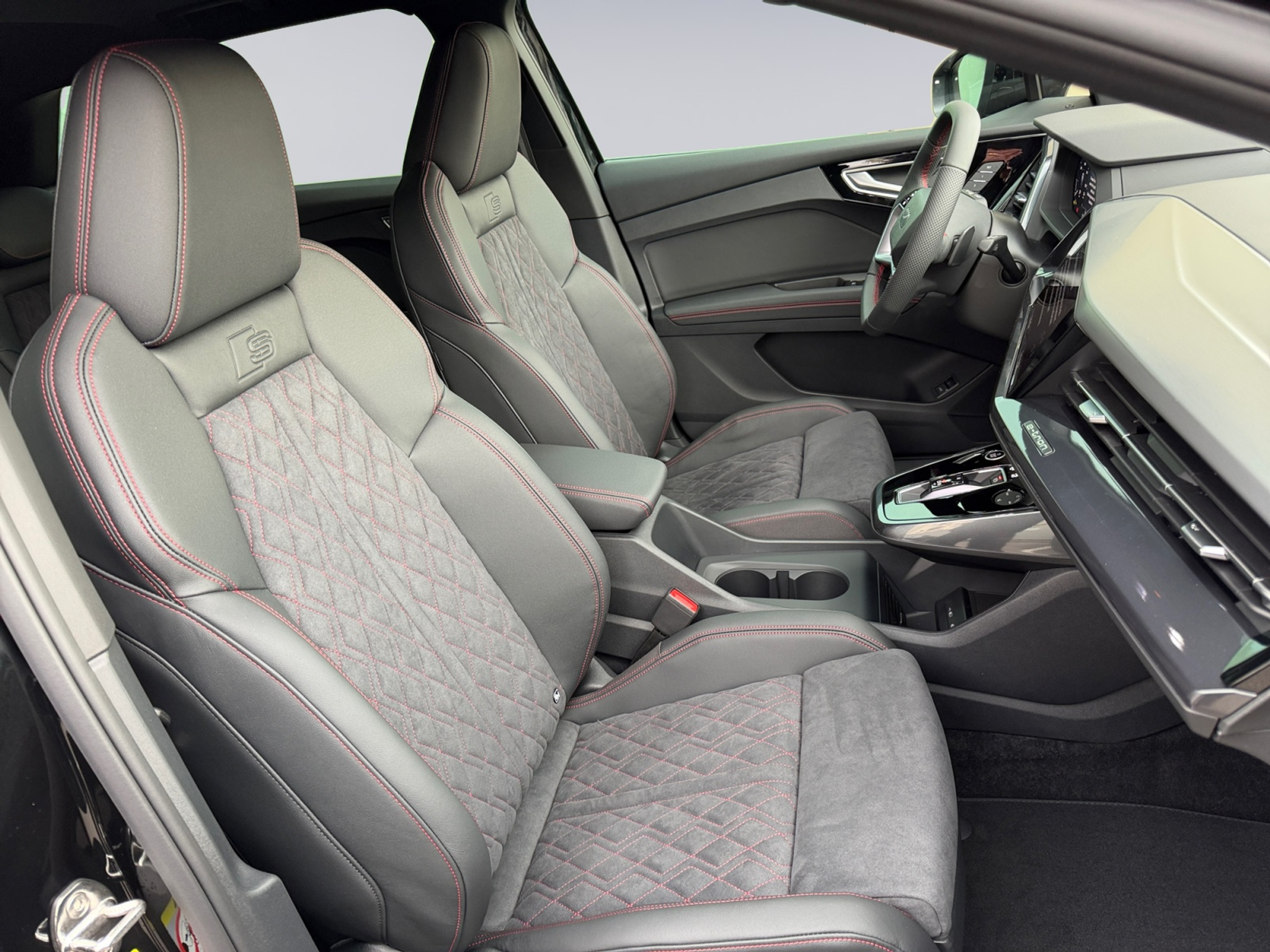 listing desktop thumbnail image 12