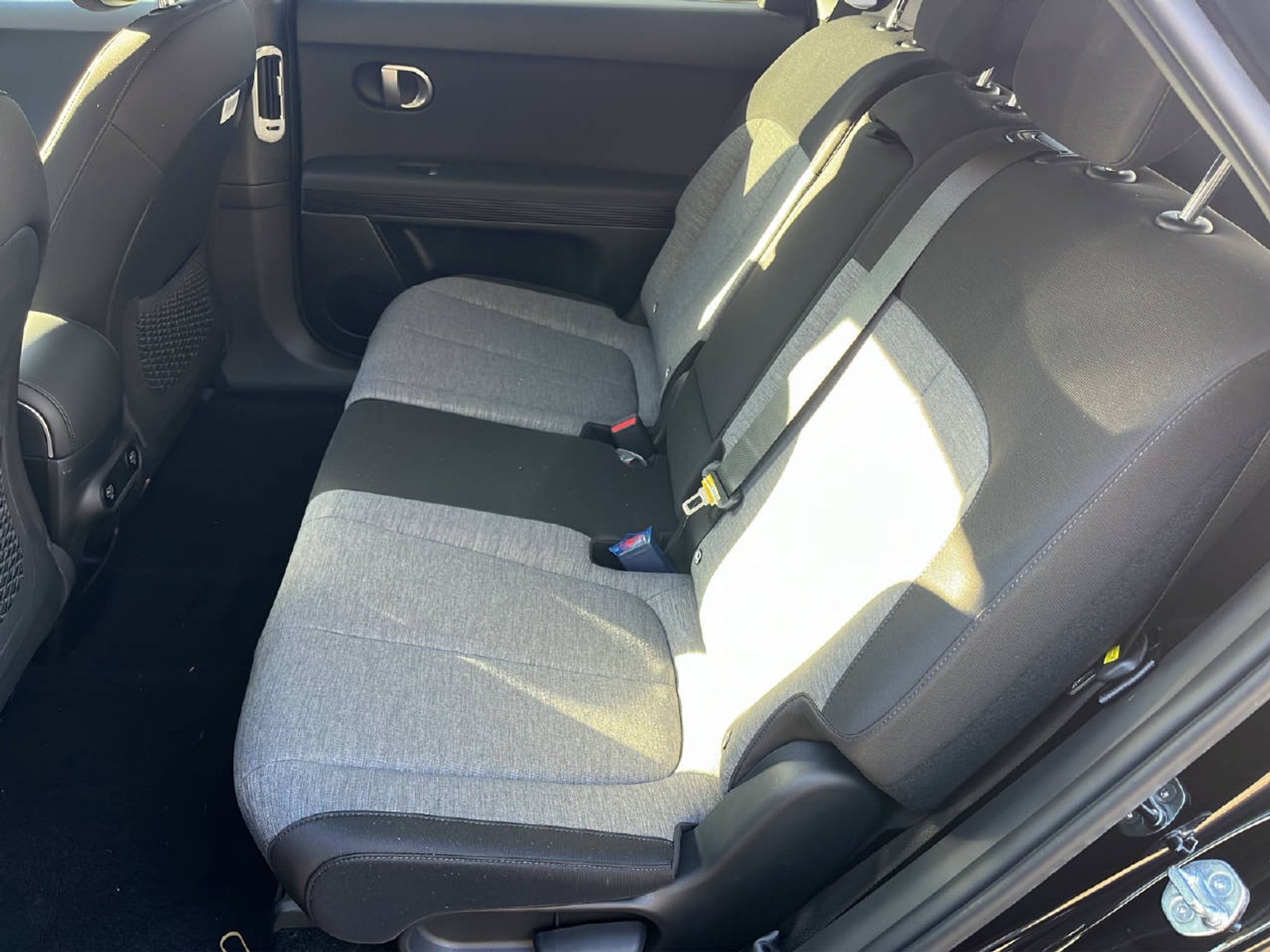 listing desktop thumbnail image 12