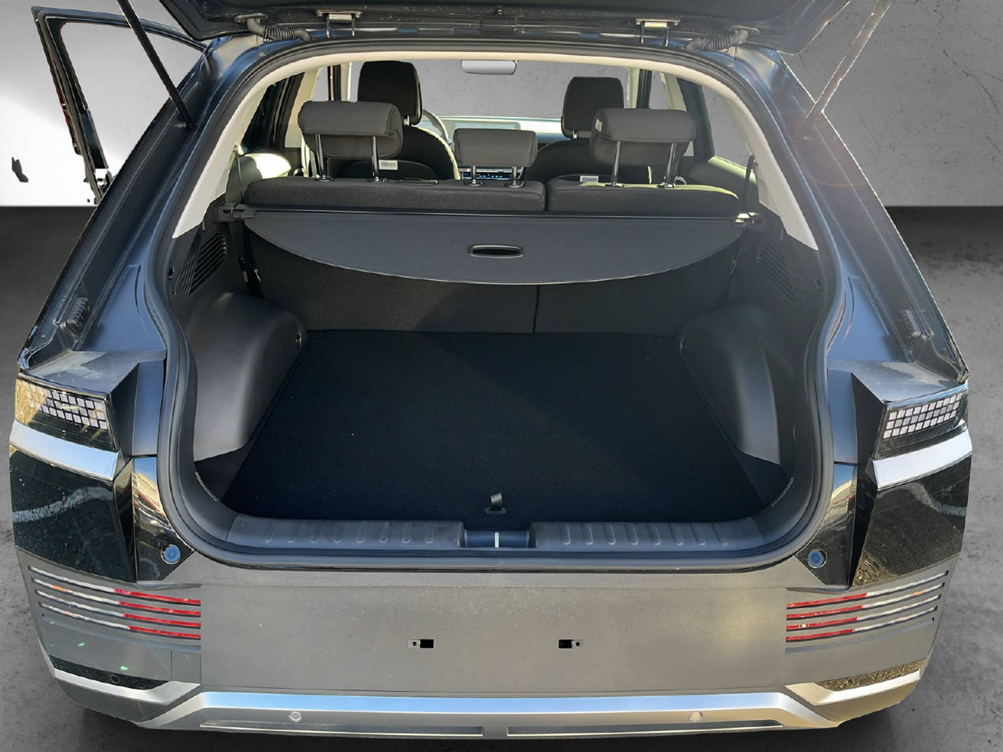 listing desktop thumbnail image 13