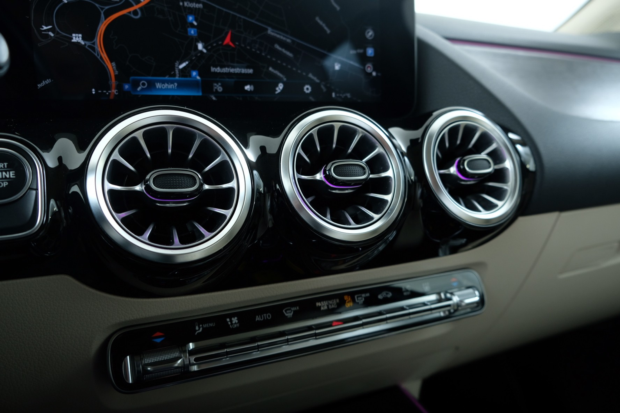 listing desktop thumbnail image 15