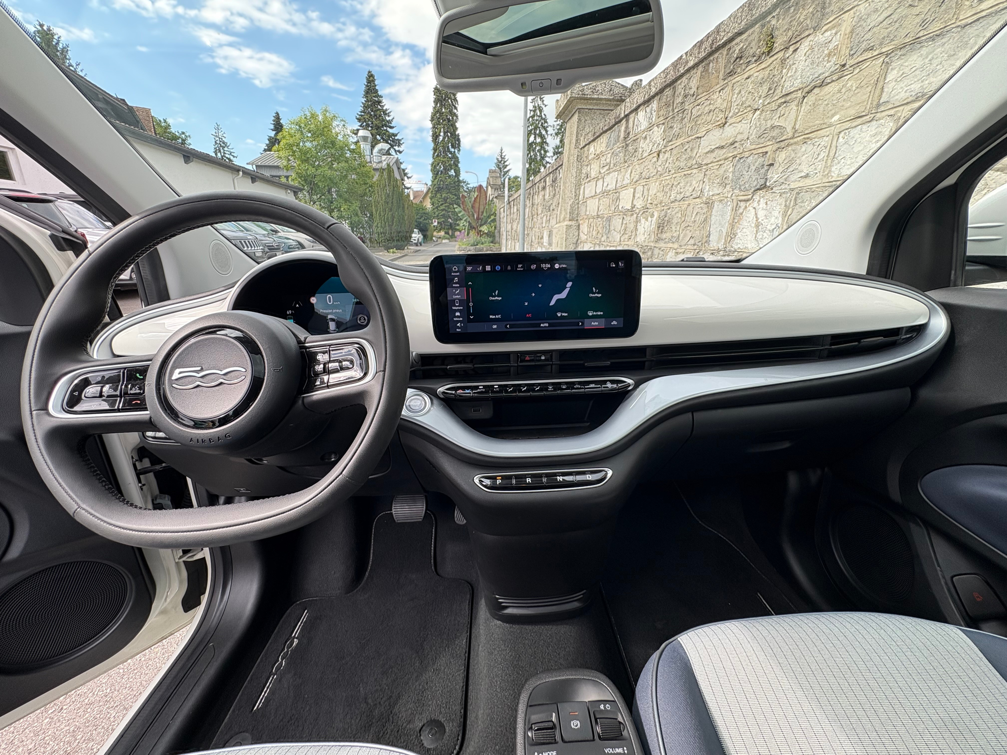 listing desktop thumbnail image 9