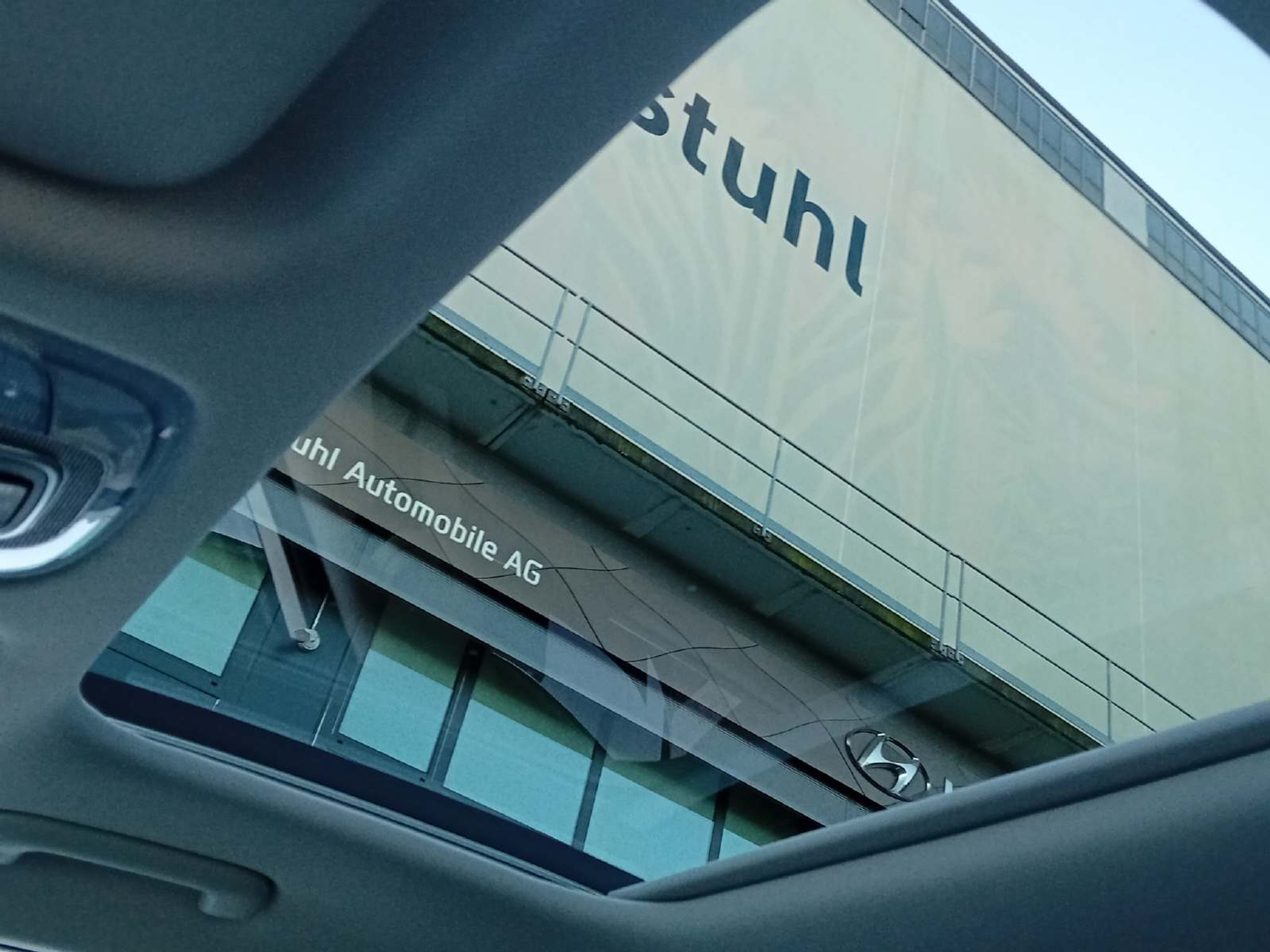 listing desktop thumbnail image 11