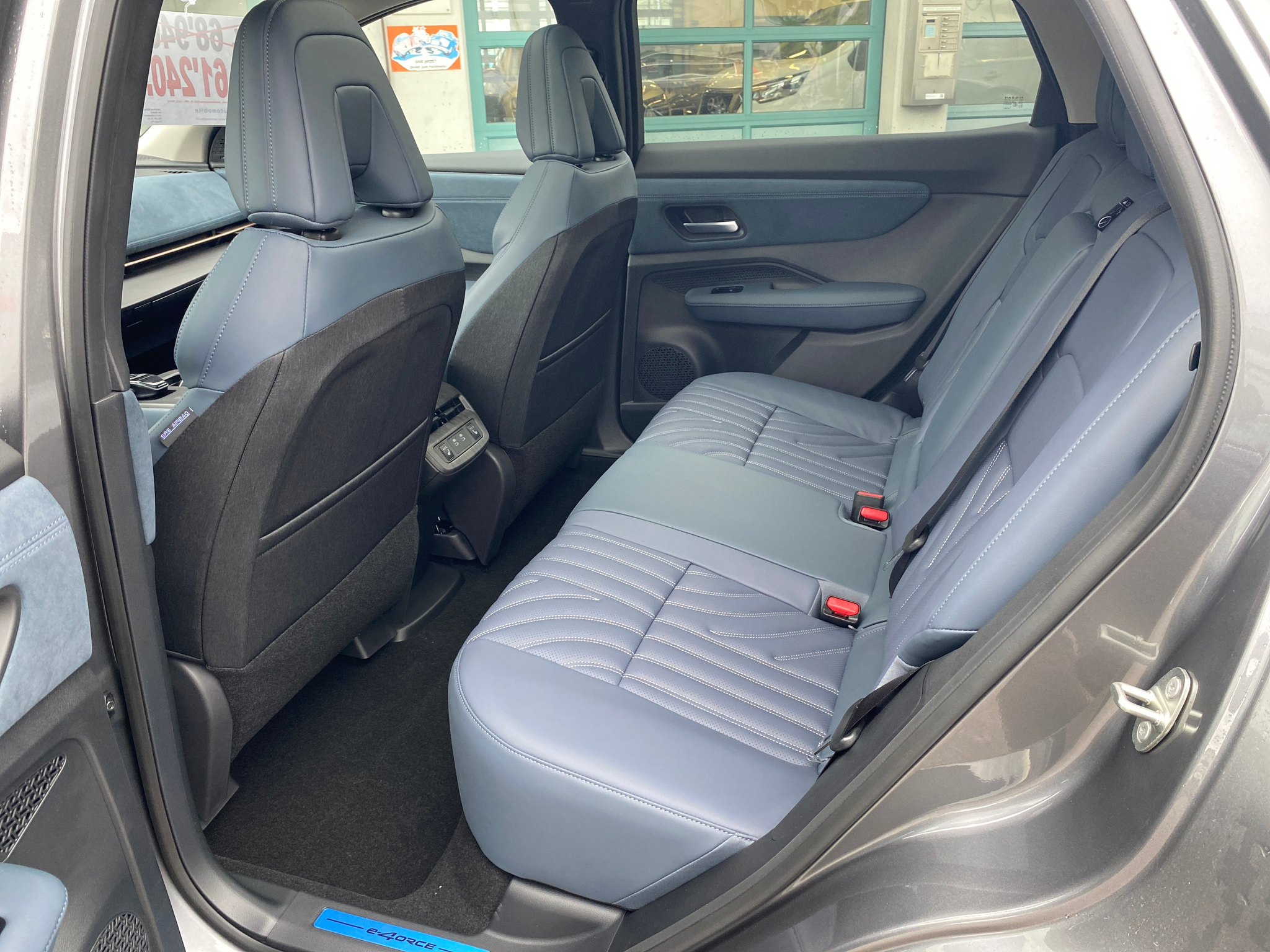 listing desktop thumbnail image 16