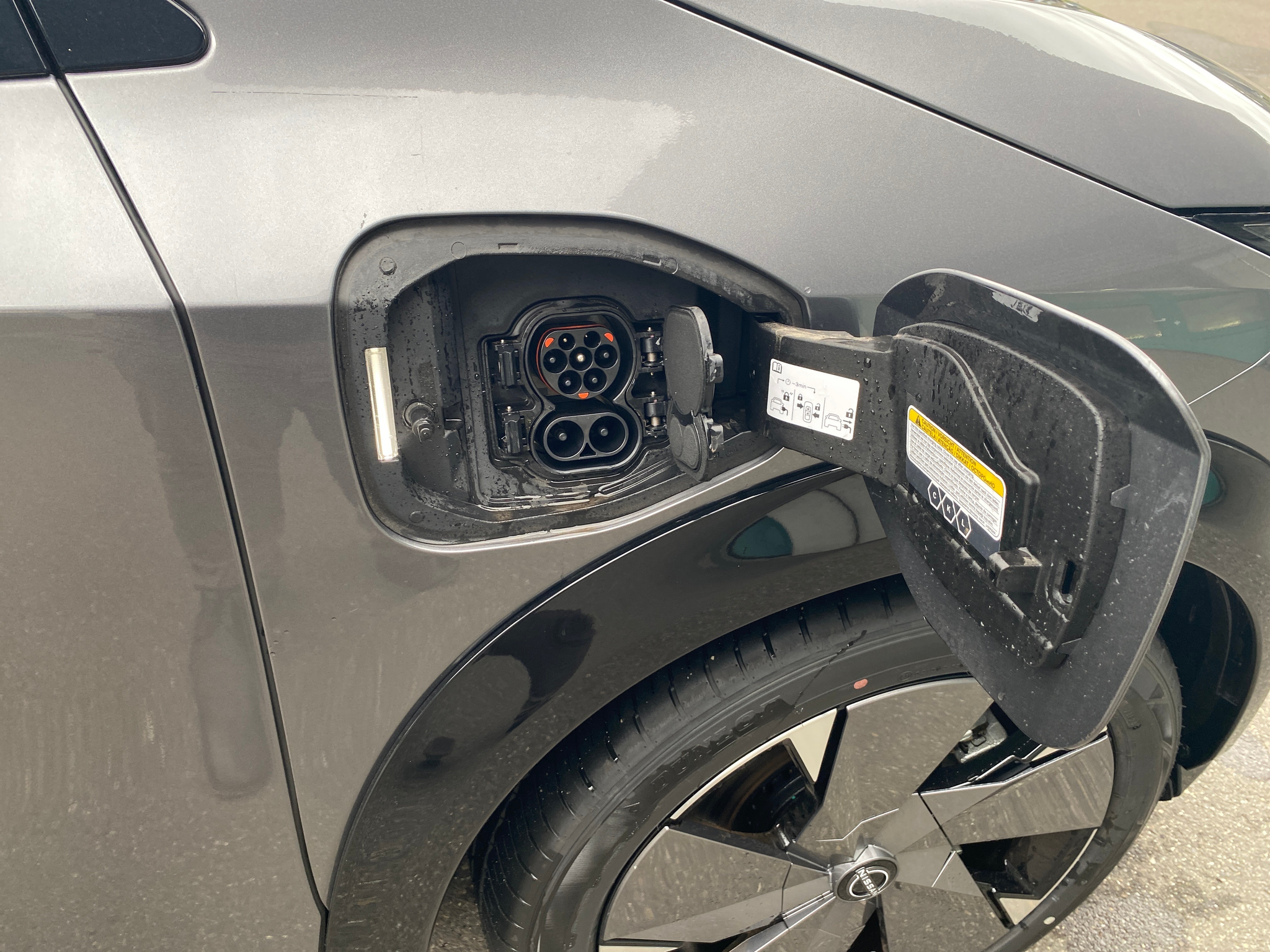 listing desktop thumbnail image 18