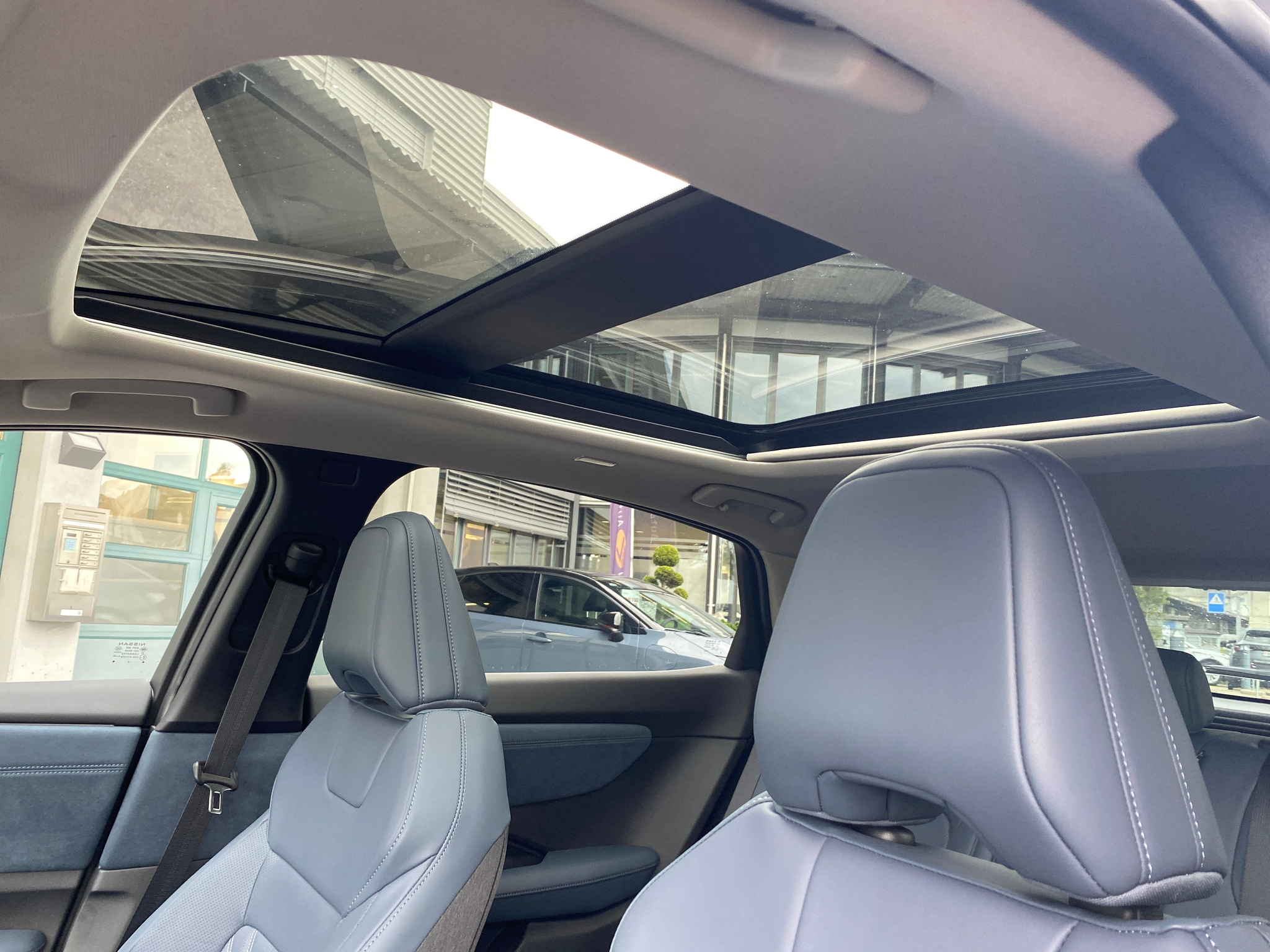 listing desktop thumbnail image 15