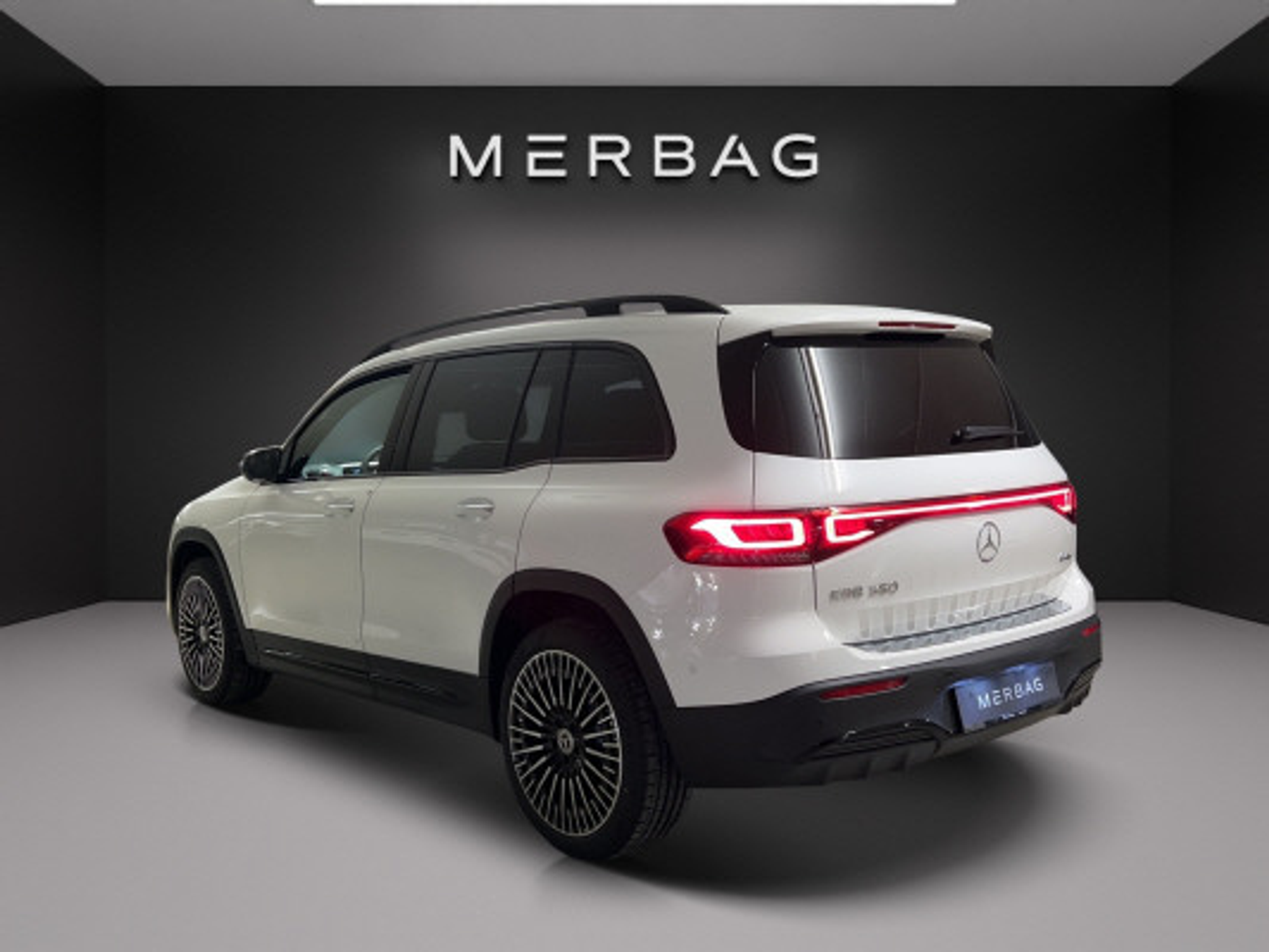 listing desktop thumbnail image 1