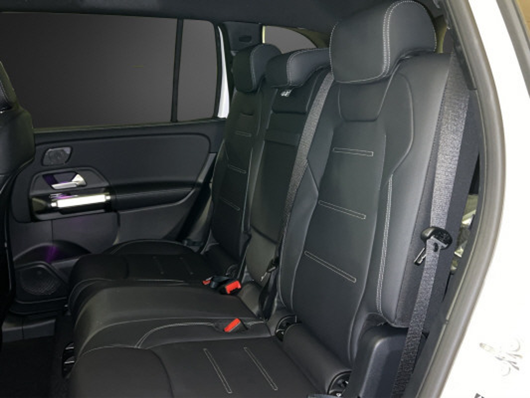 listing desktop thumbnail image 9