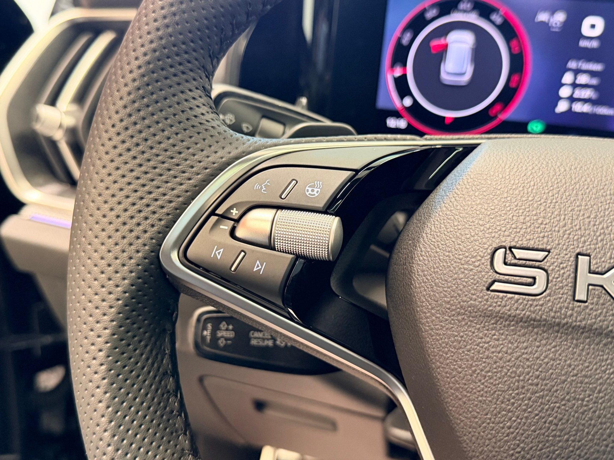 listing desktop thumbnail image 27