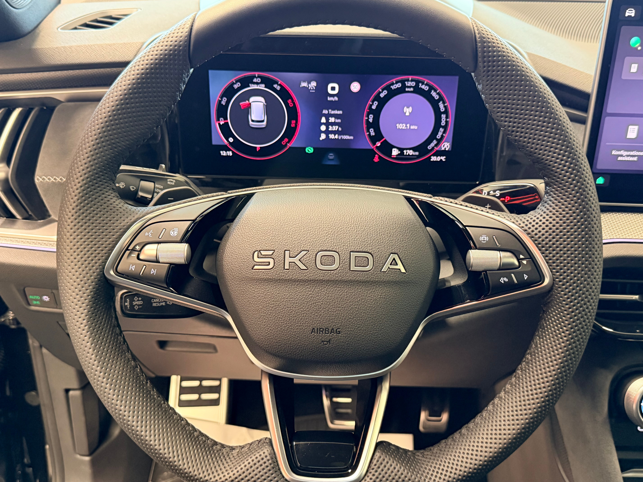 listing desktop thumbnail image 26