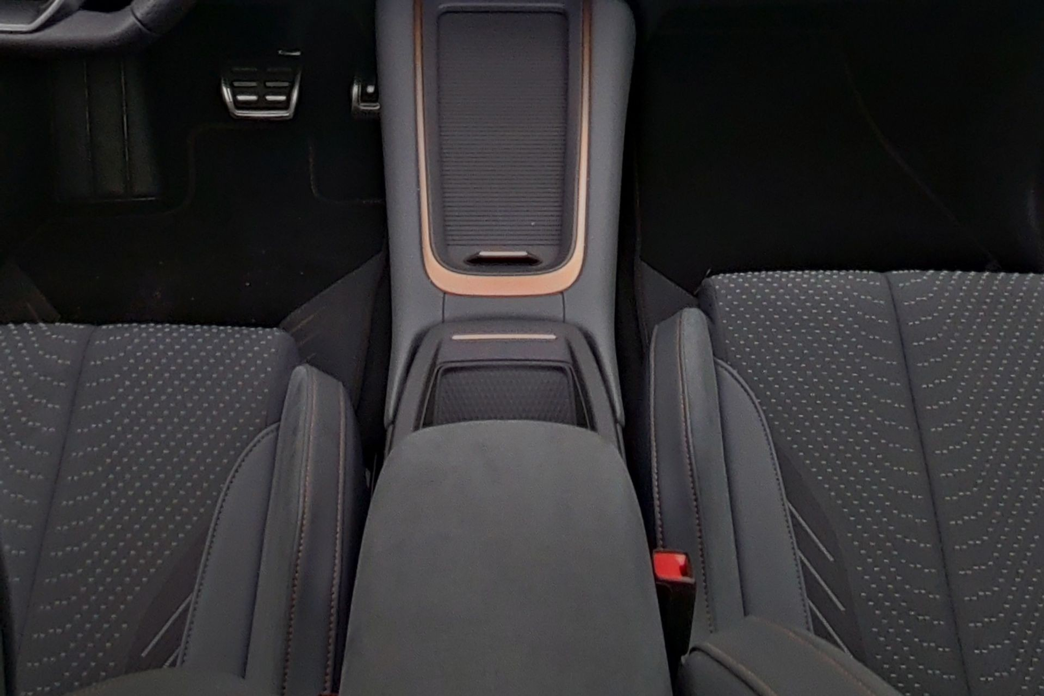 listing desktop thumbnail image 10