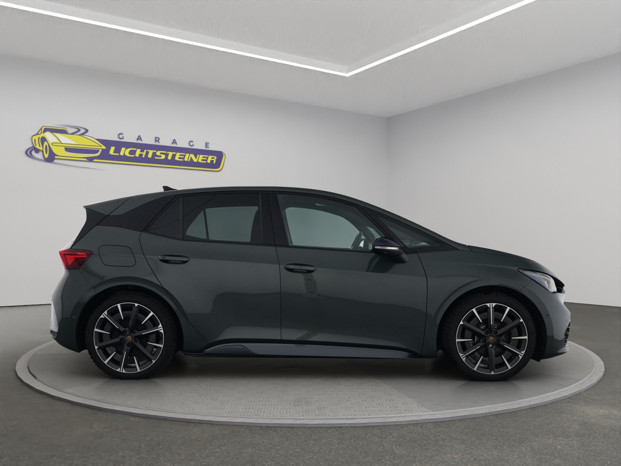 listing desktop thumbnail image 5