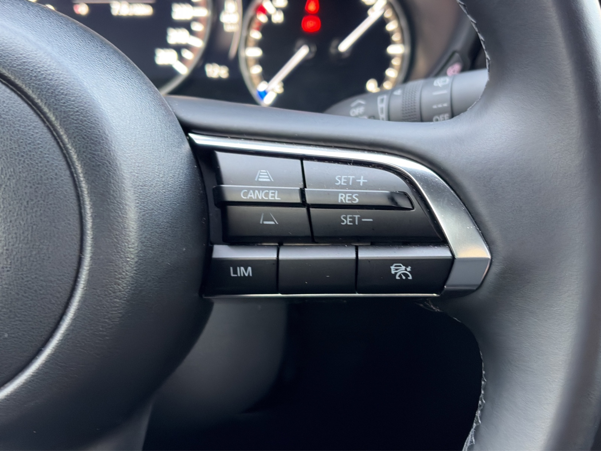 listing desktop thumbnail image 11