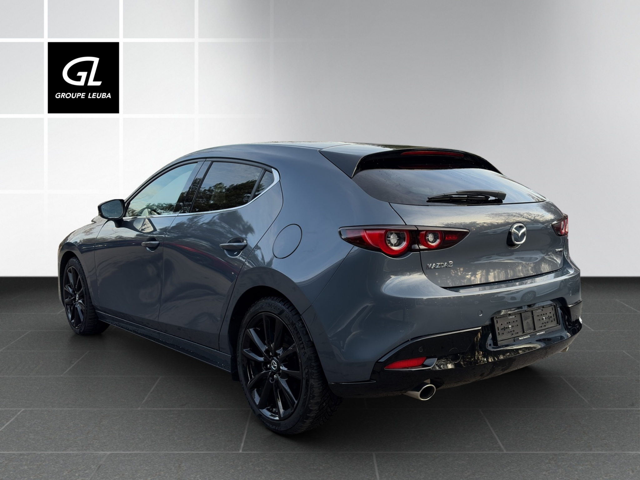 listing desktop thumbnail image 3