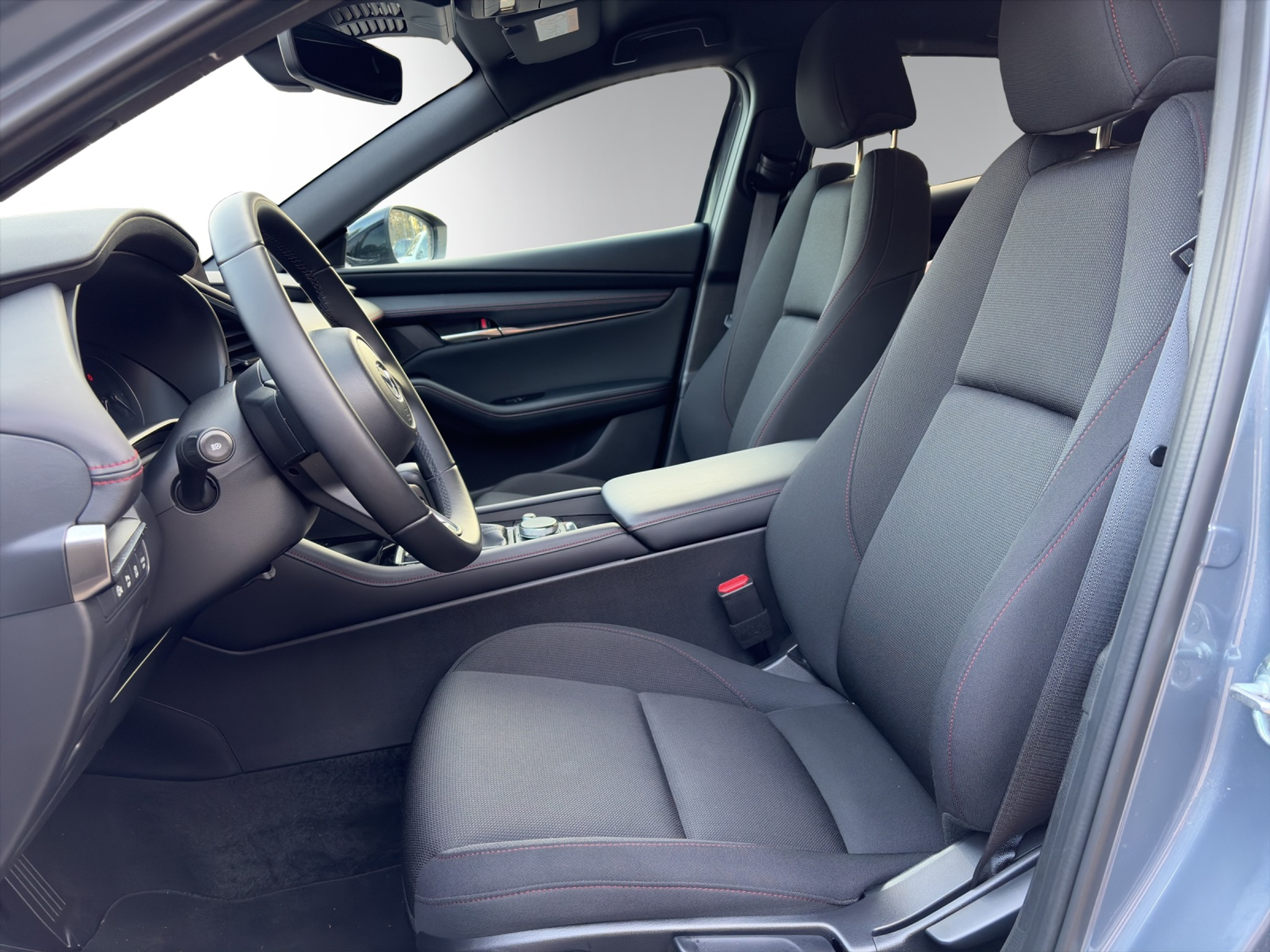 listing desktop thumbnail image 5