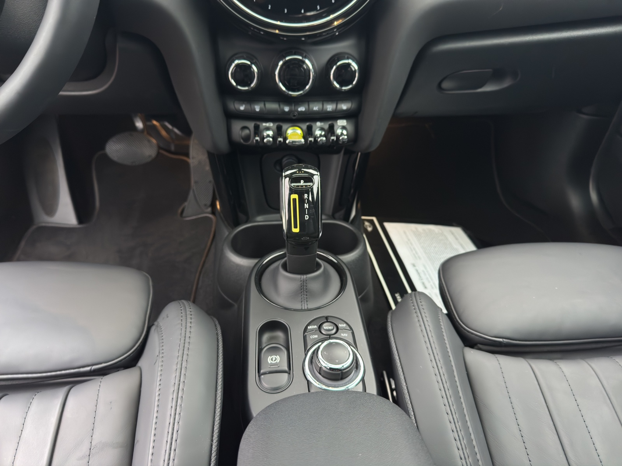 listing desktop thumbnail image 15