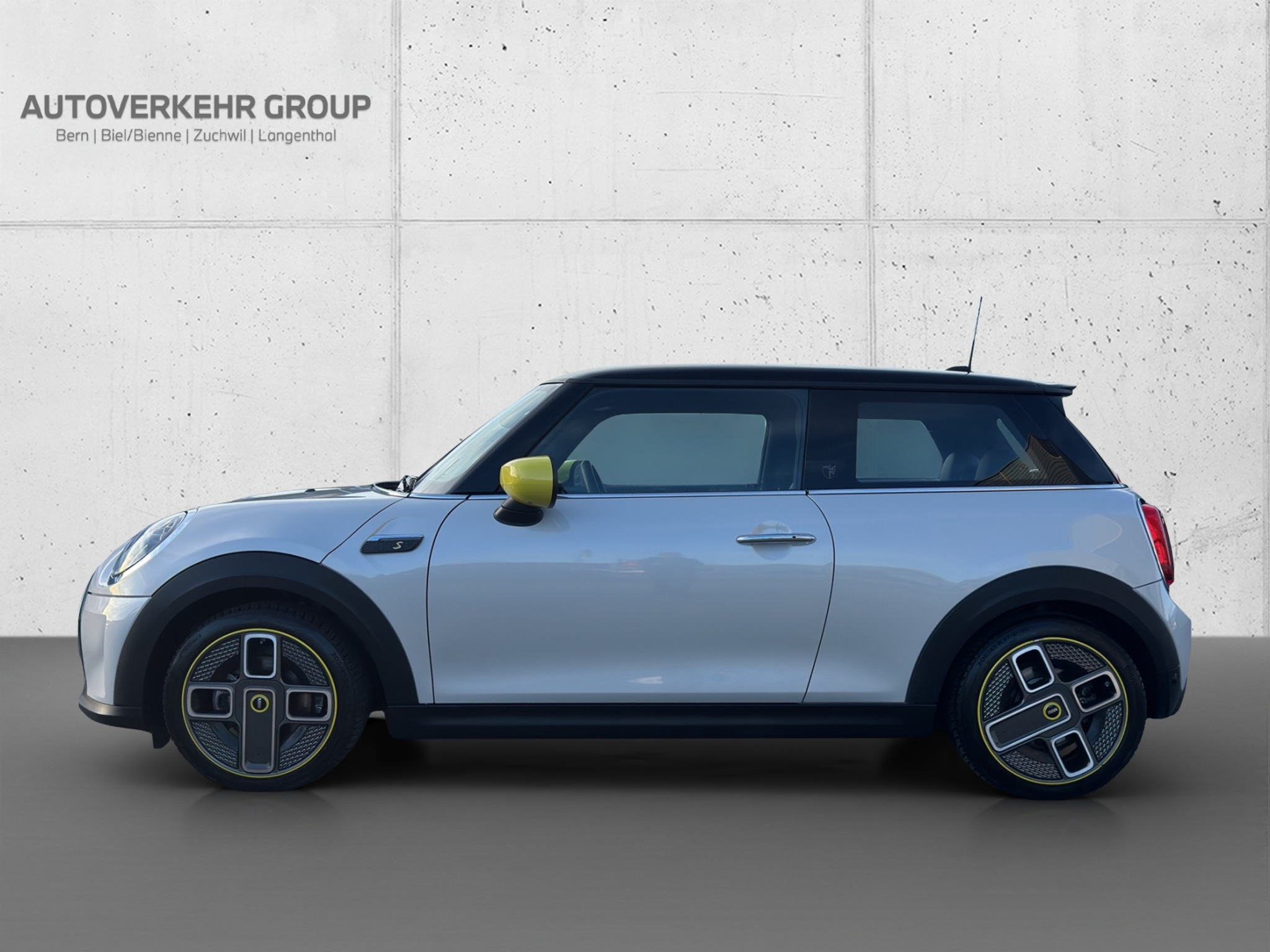 listing desktop thumbnail image 1