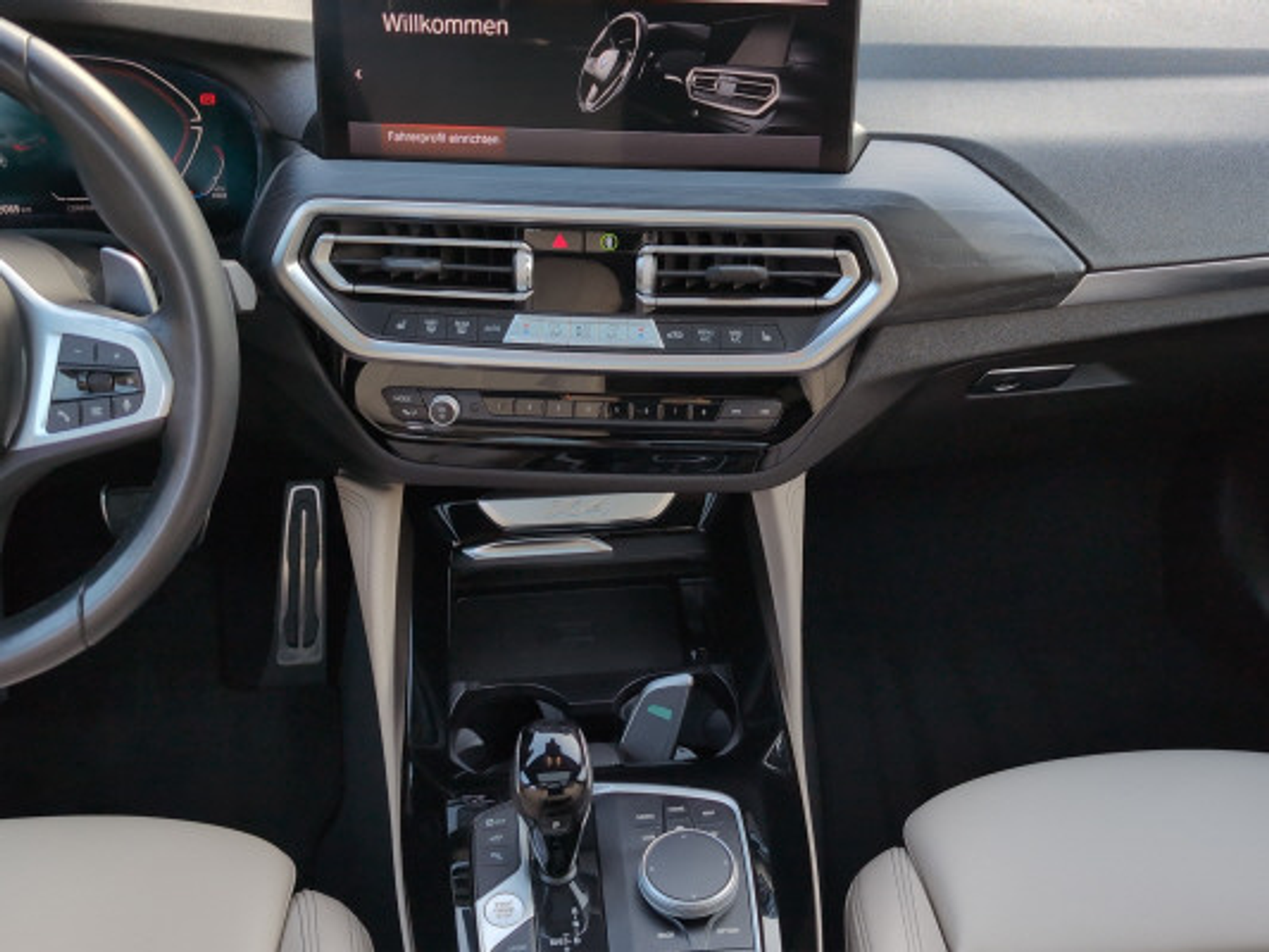 listing desktop thumbnail image 11