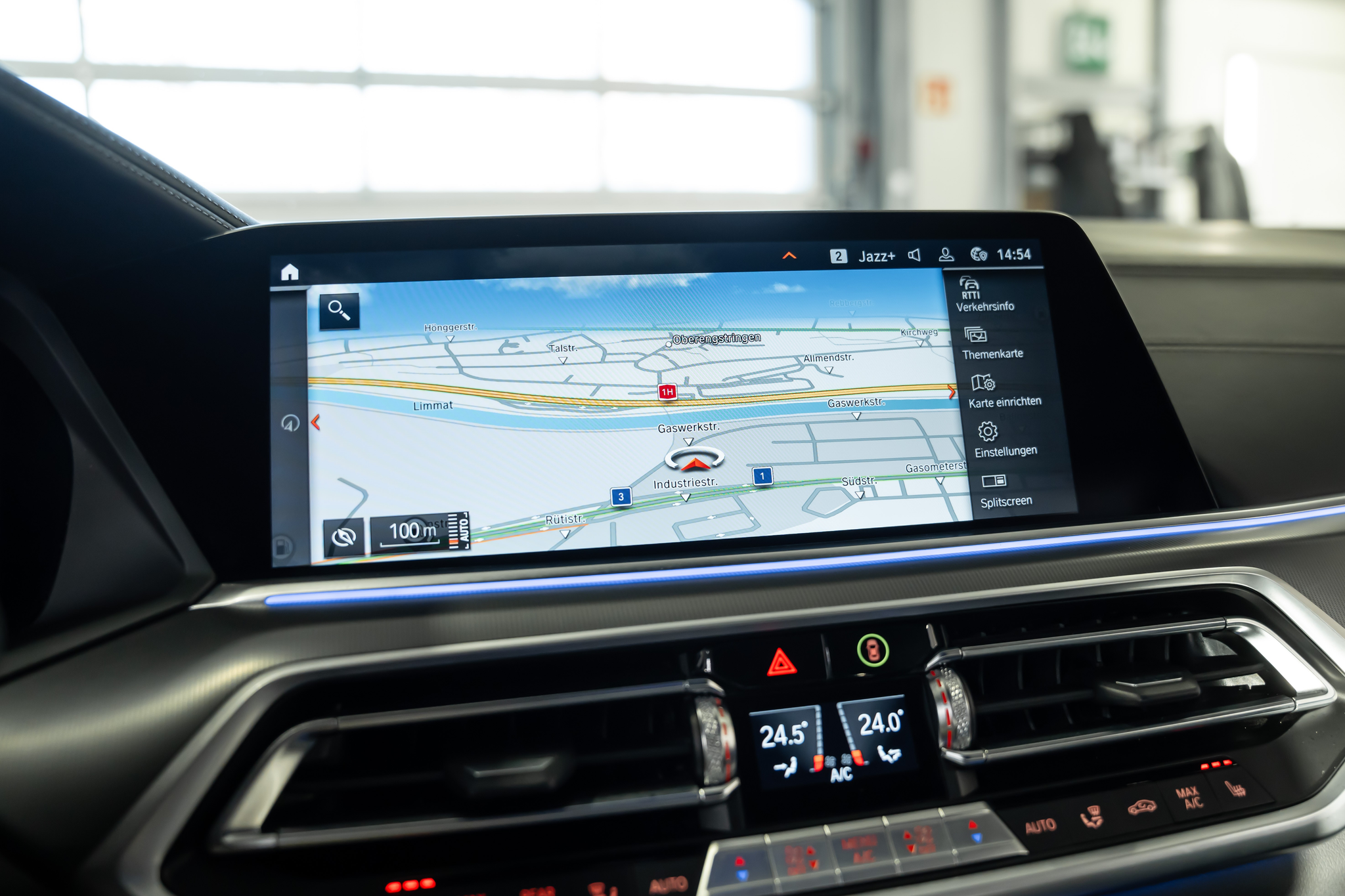 listing desktop thumbnail image 25