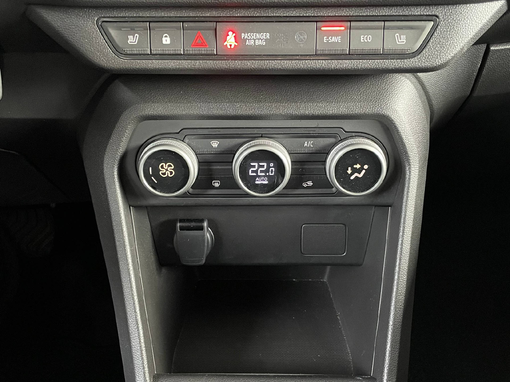 listing desktop thumbnail image 9