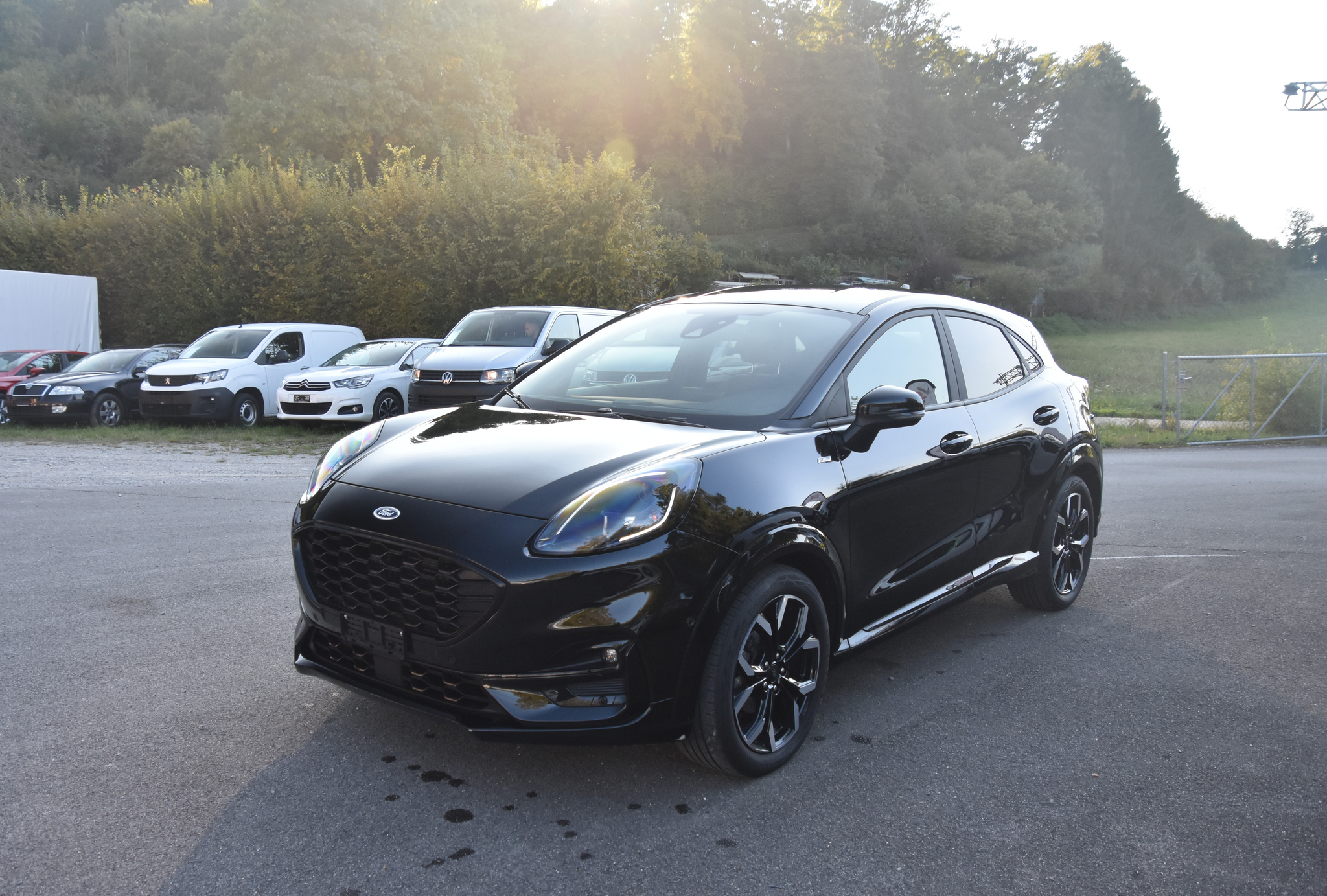 listing desktop thumbnail image 2