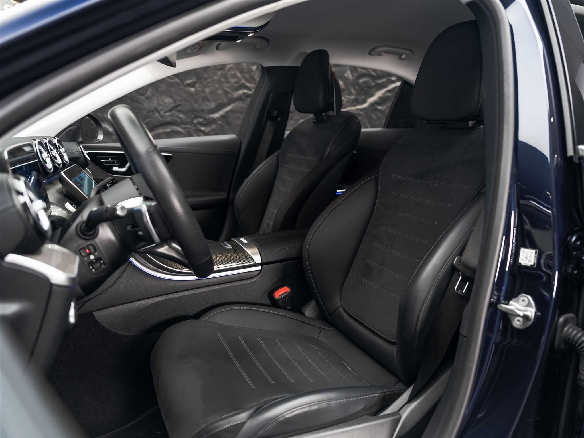 listing desktop thumbnail image 11