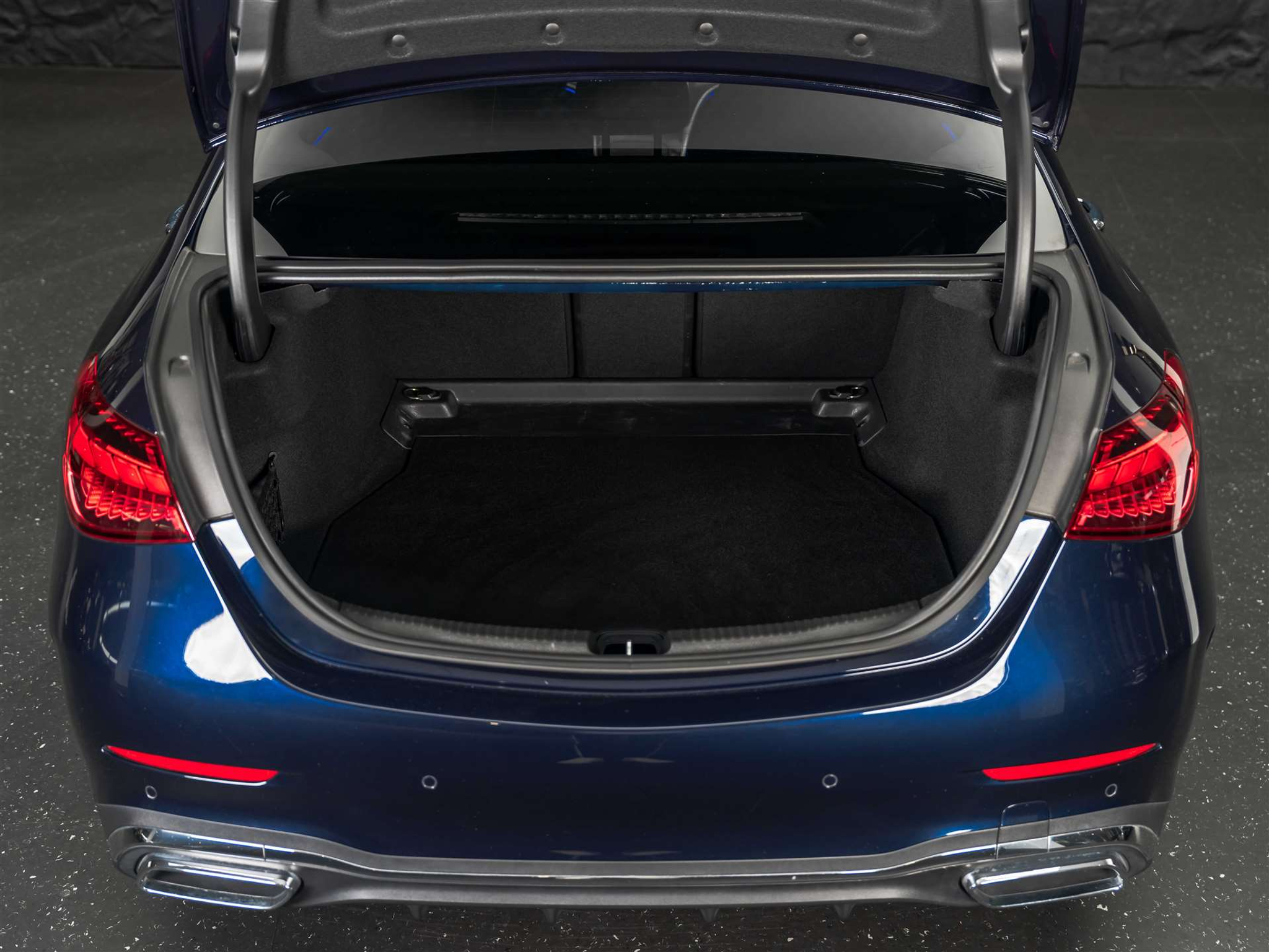 listing desktop thumbnail image 45