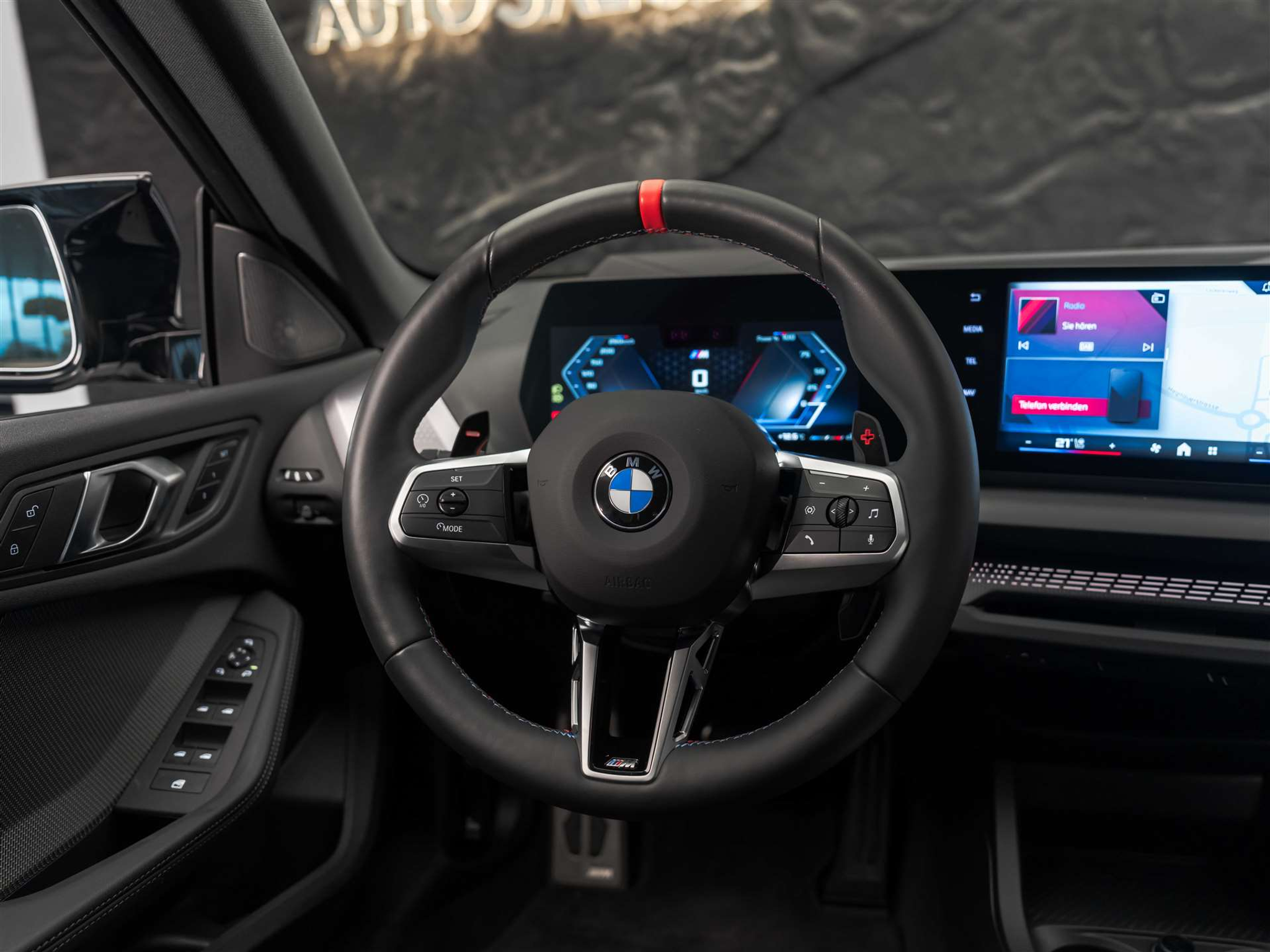 listing desktop thumbnail image 27