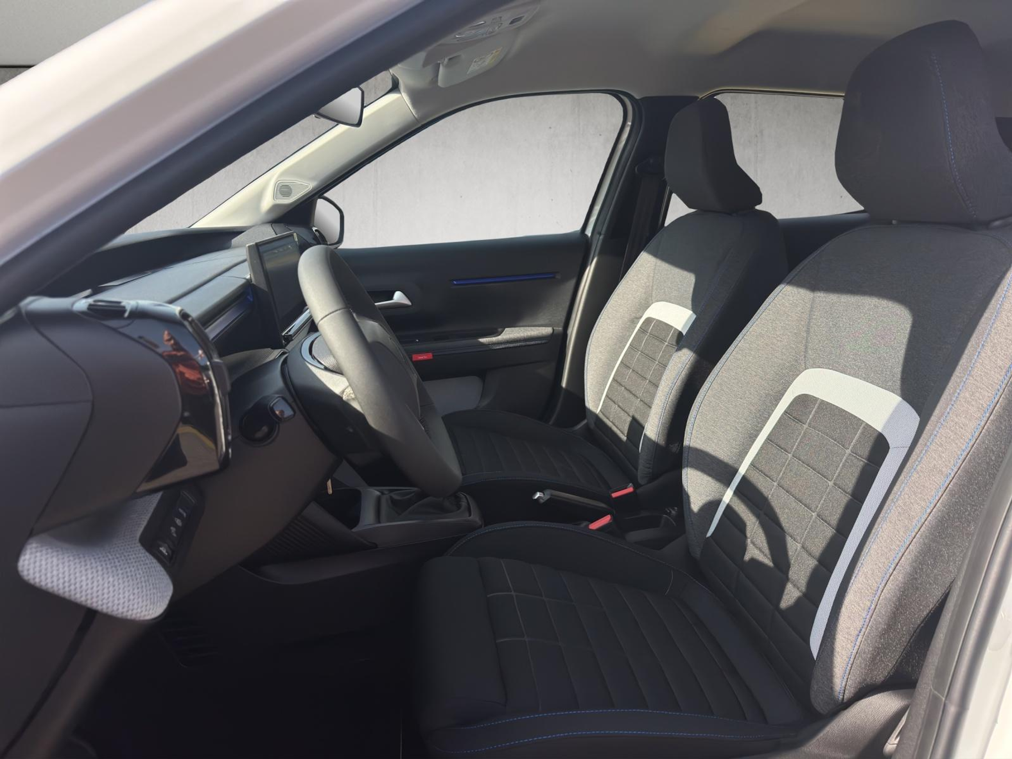 listing desktop thumbnail image 7