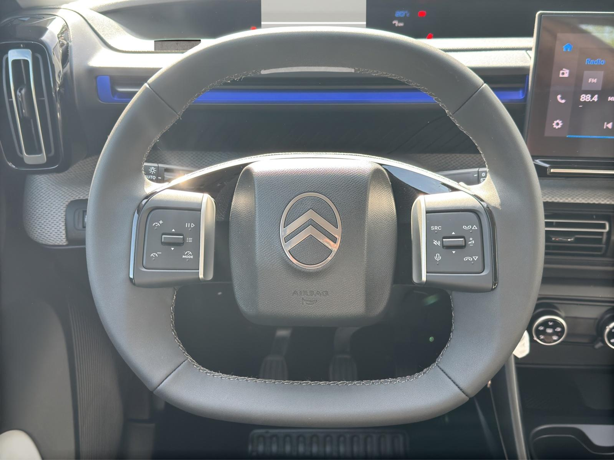 listing desktop thumbnail image 12