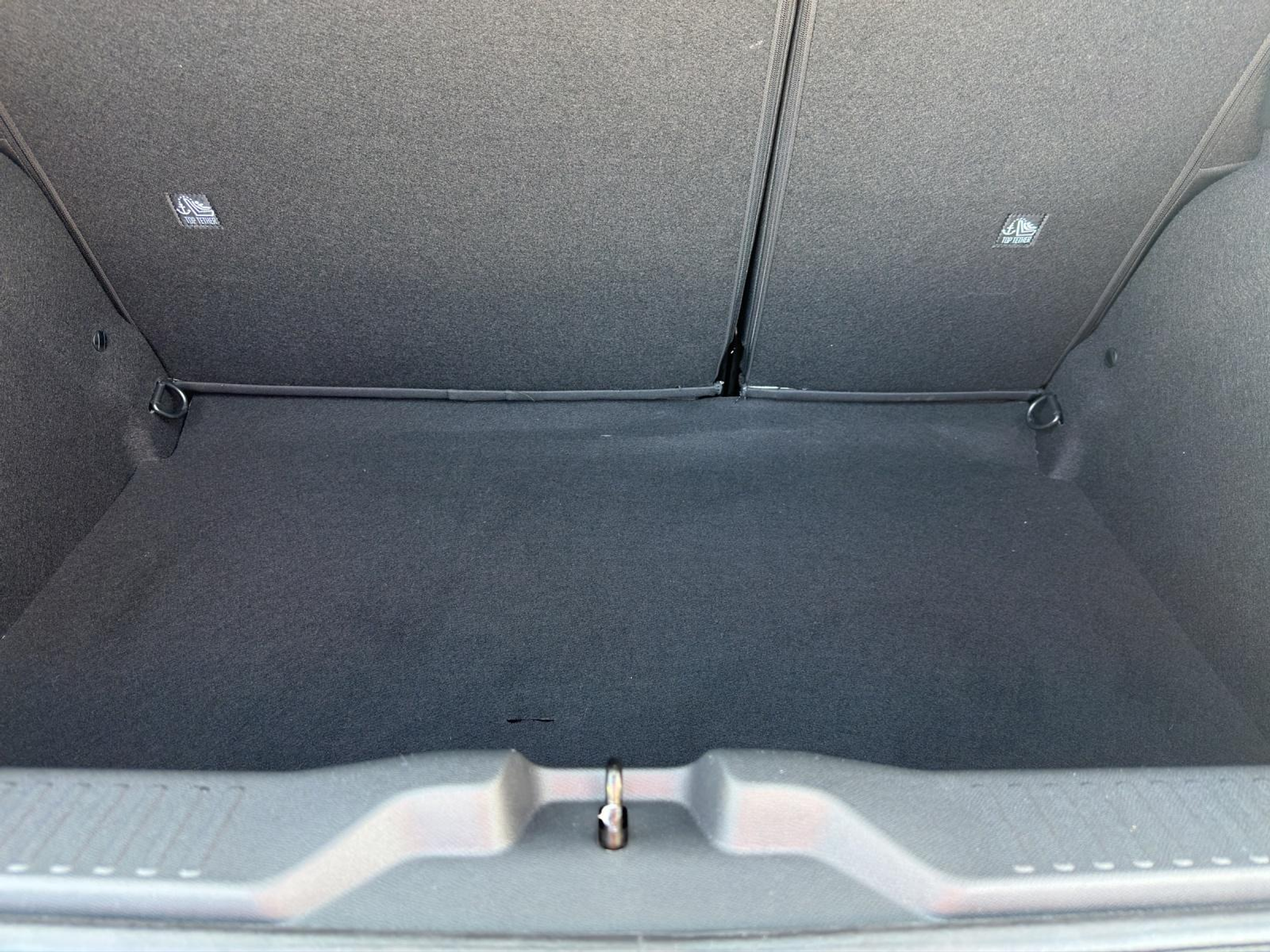 listing desktop thumbnail image 15