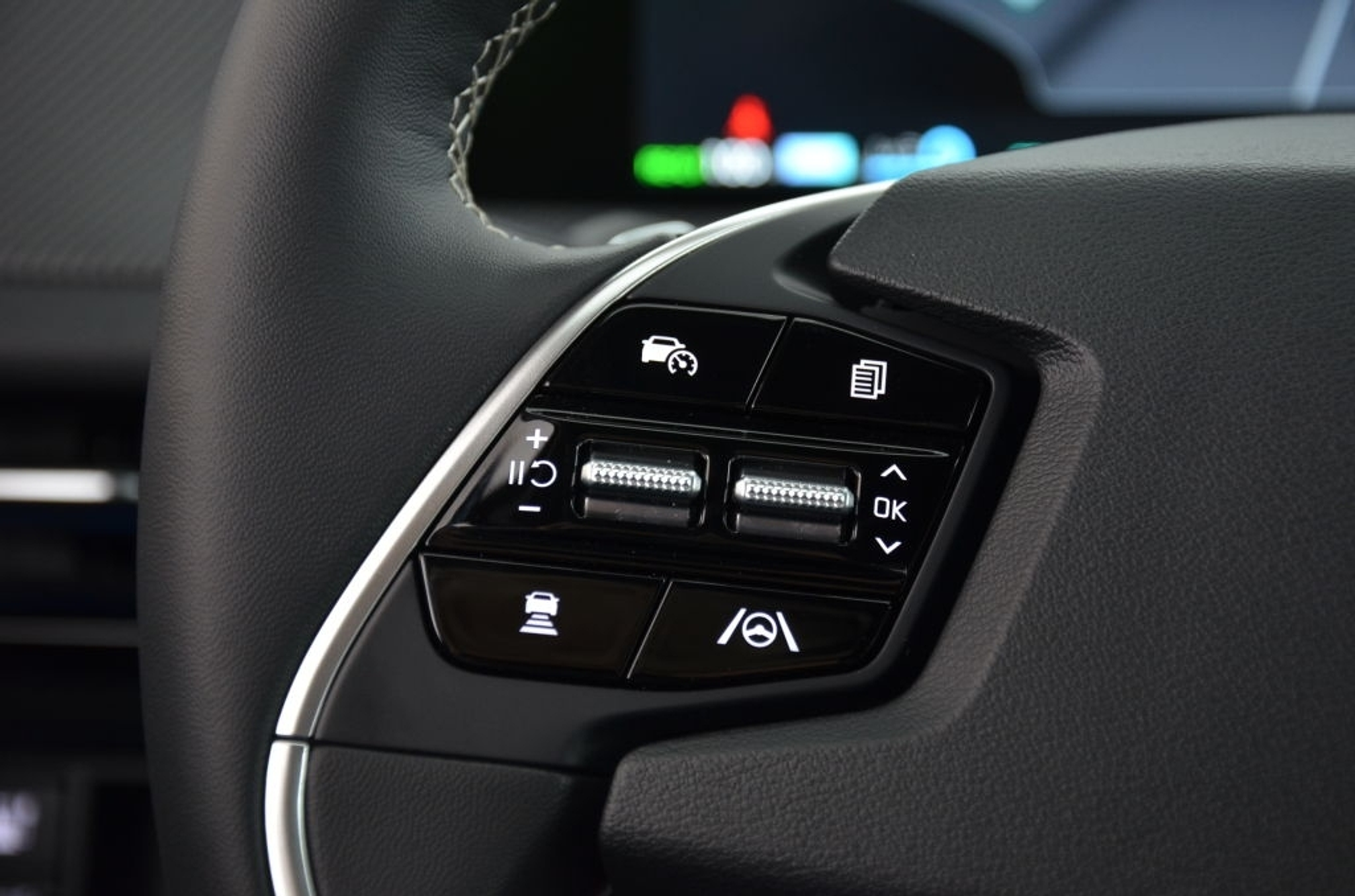 listing desktop thumbnail image 23