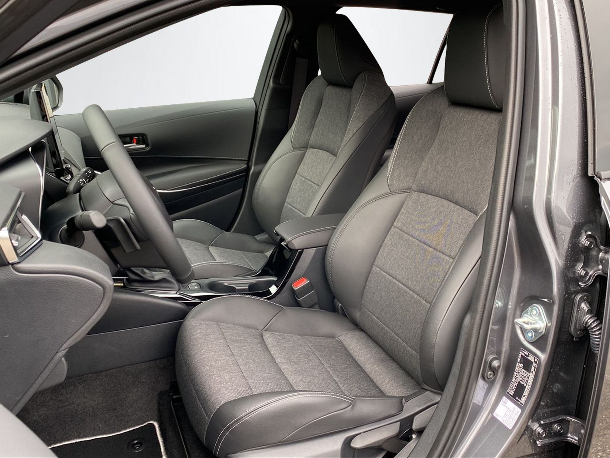 listing desktop thumbnail image 14