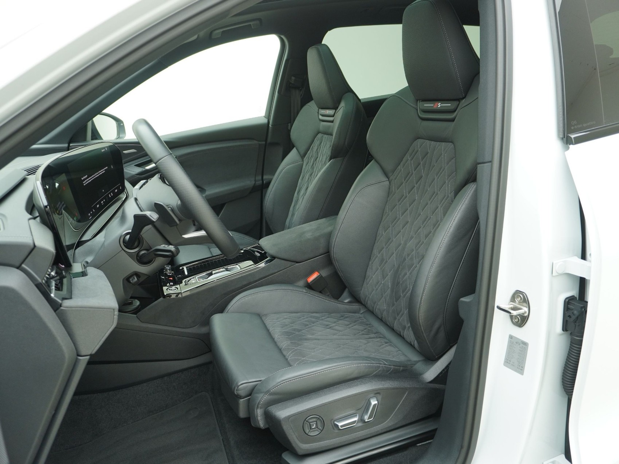 listing desktop thumbnail image 8