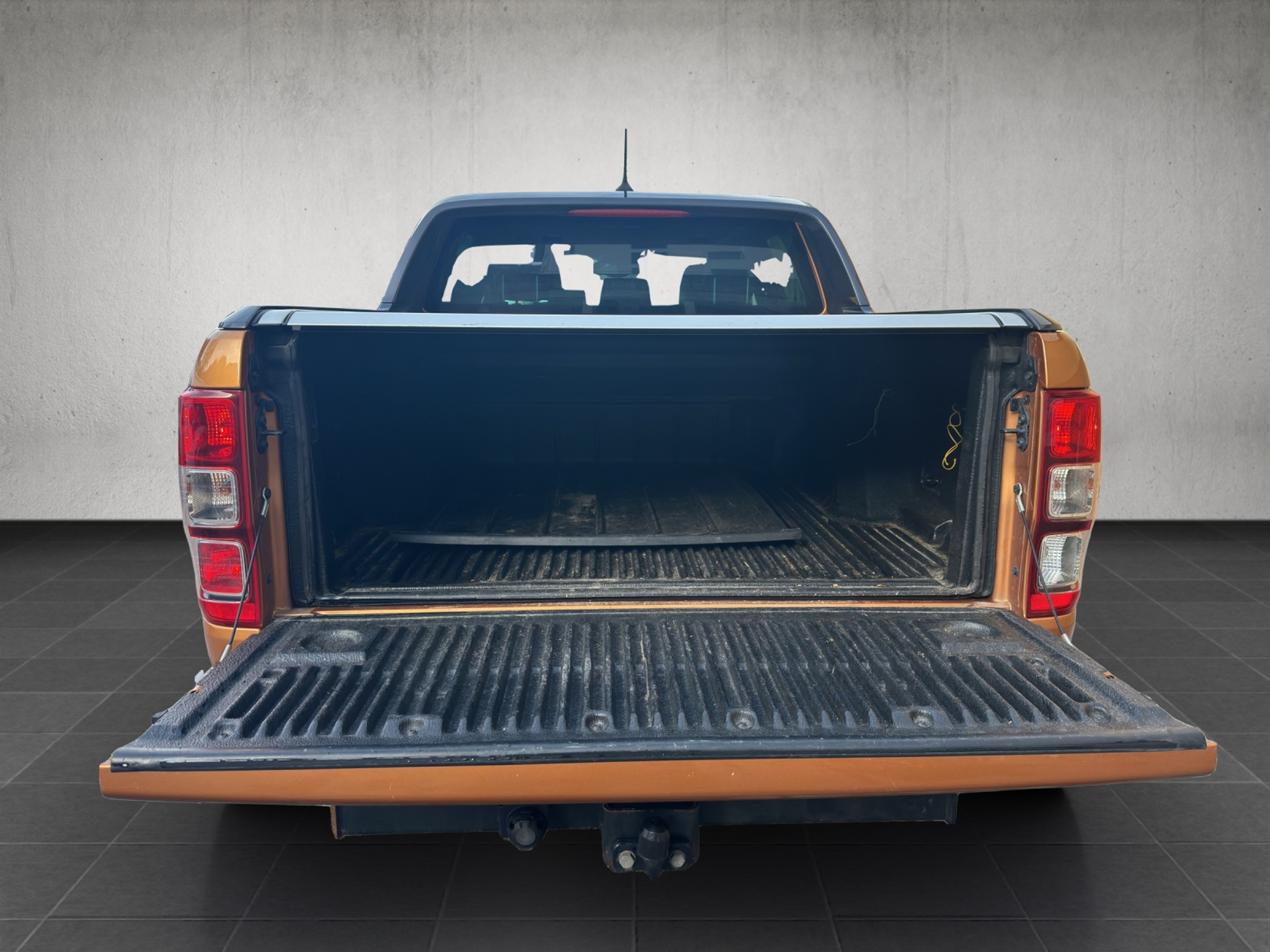 listing desktop thumbnail image 5