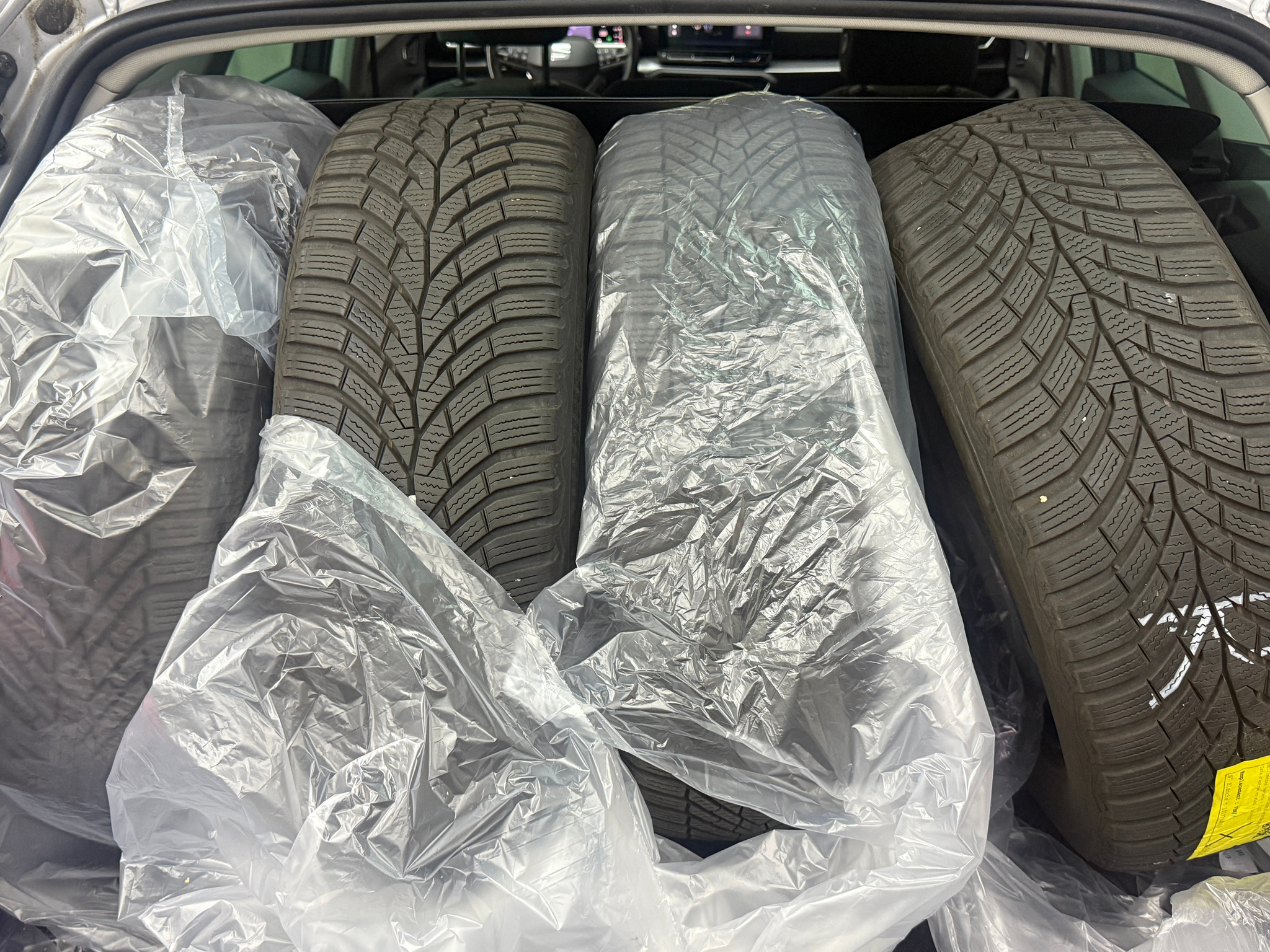 listing desktop thumbnail image 13